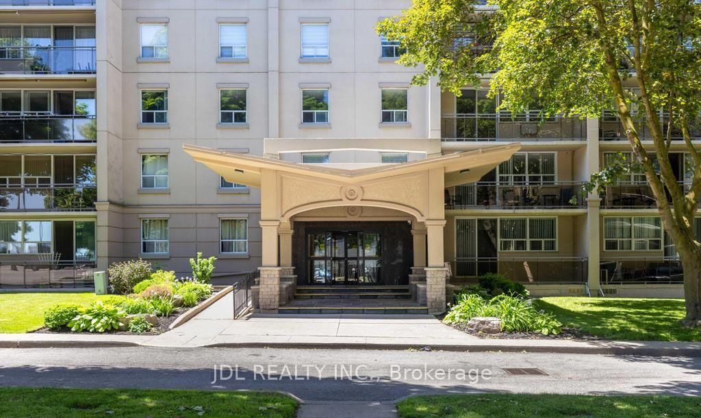 6400 Huggins Street 908, Niagara Falls, ON L2J 3G5