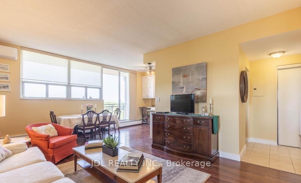 6400 Huggins Street 908, Niagara Falls, ON L2J 3G5 photo 4