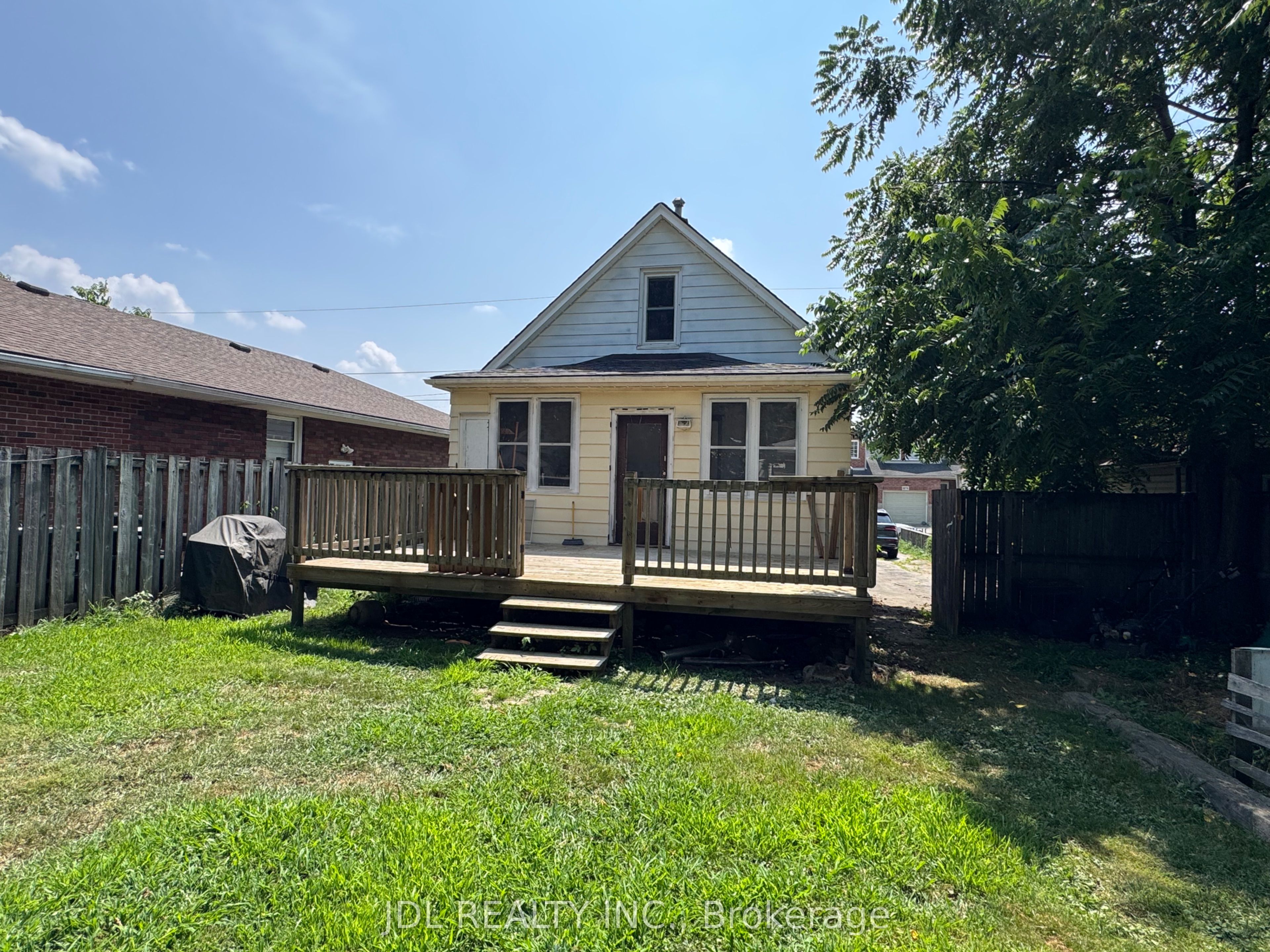 6269 Ash Street, Niagara Falls, ON L2G 2H4 photo 4