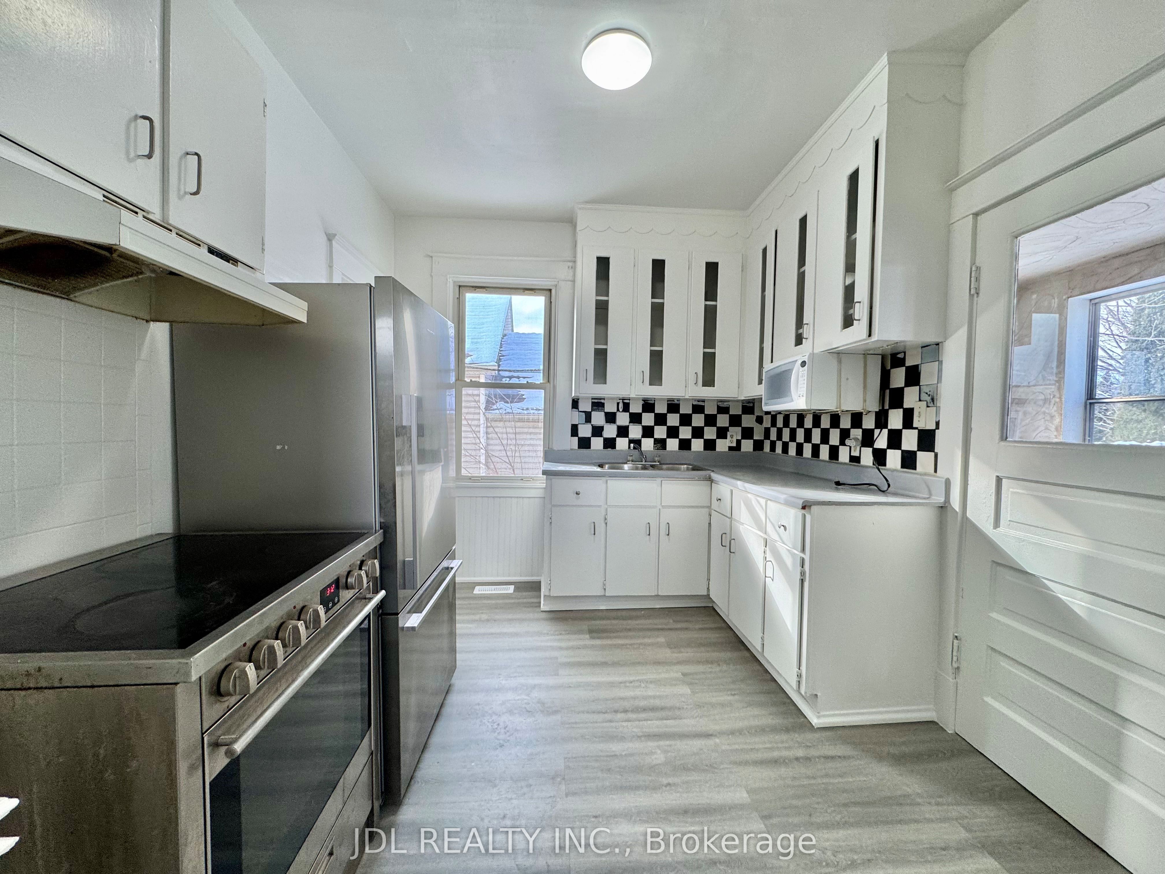 6269 Ash Street, Niagara Falls, ON L2G 2H4 photo 5
