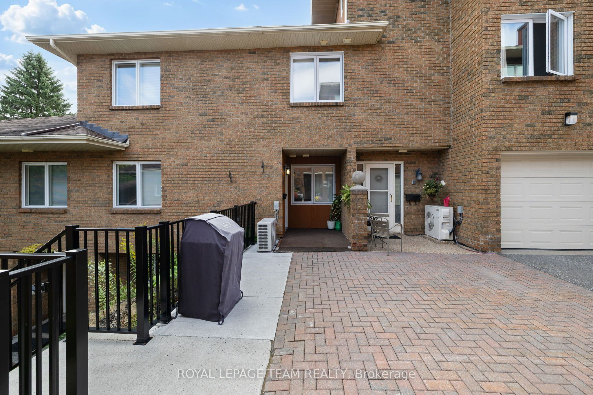 503 Stratas Court E 34, Kanata, ON K2L 3K7 photo 2