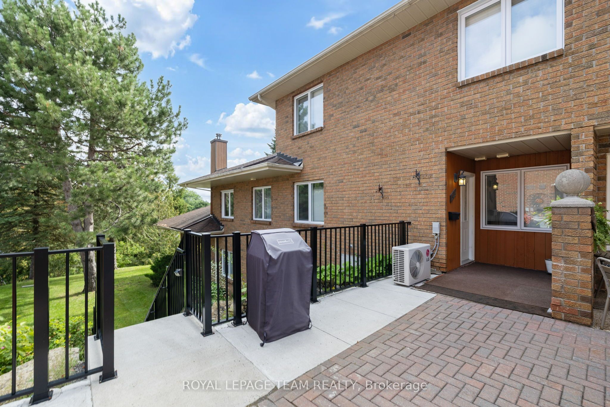 503 Stratas Court E 34, Kanata, ON K2L 3K7 photo 3