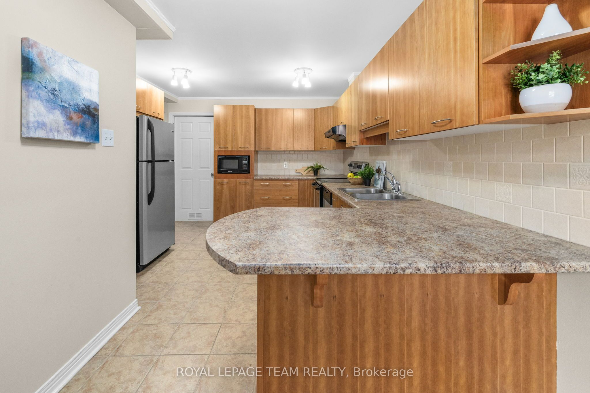 503 Stratas Court E 34, Kanata, ON K2L 3K7 photo 5