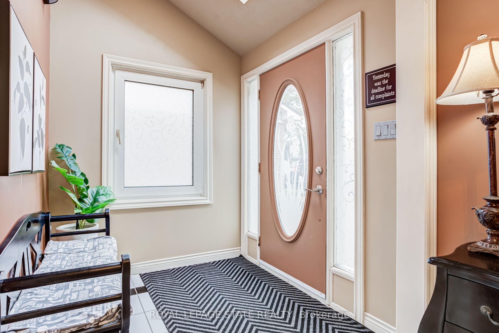 106 Appleford Road, Hamilton, ON L9C 6B8 photo 3