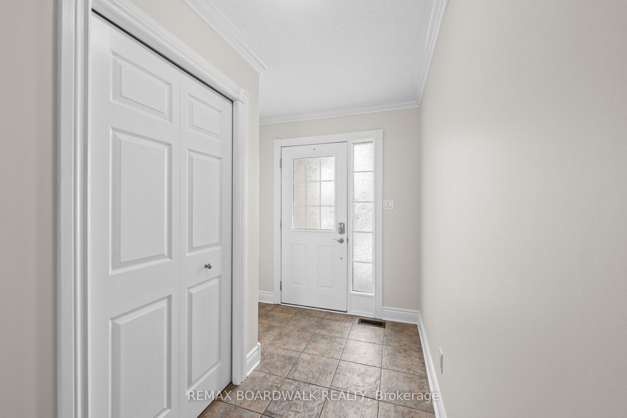 110 Templeton Court, North Grenville, ON K0G 1J0 photo 2