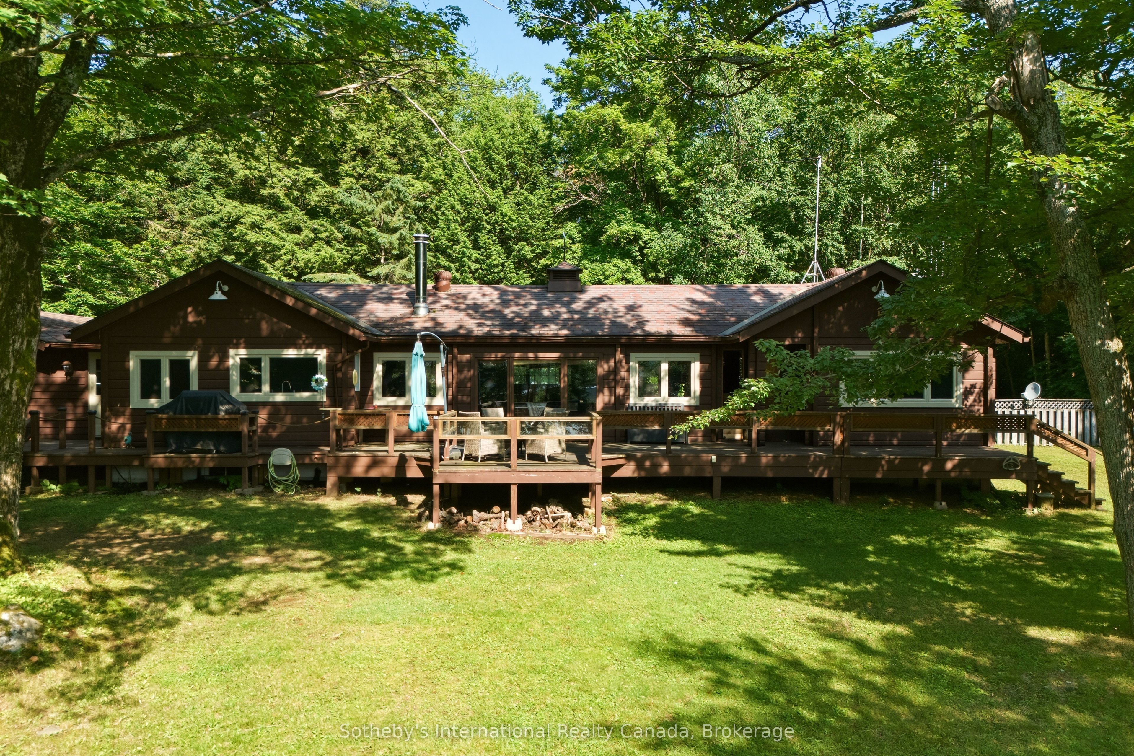1027 Scott Lane, Lake of Bays, ON P1H 2J6 photo 2