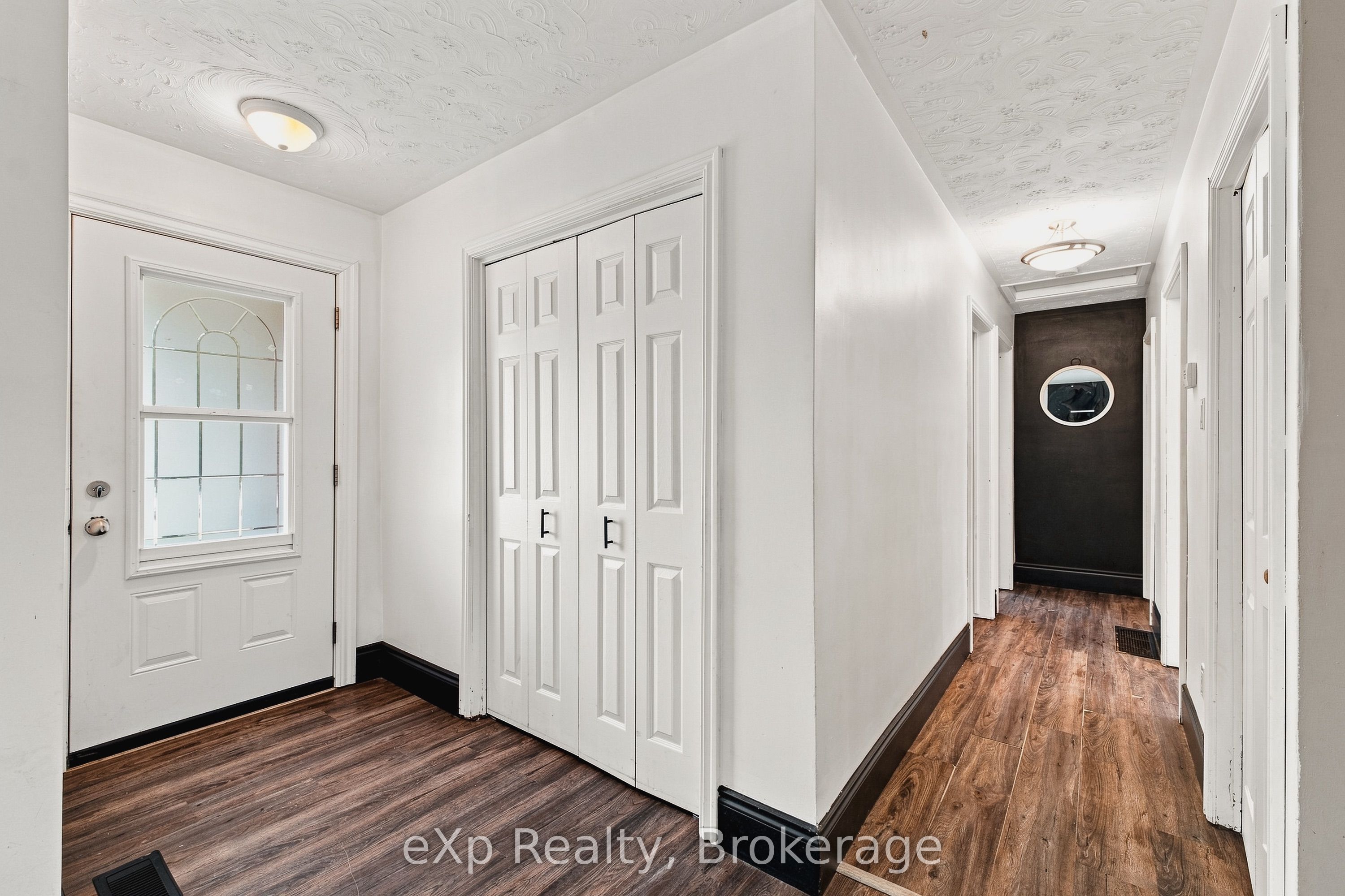 236 Bruce Street S, West Grey, ON N0G 1R0 photo 3
