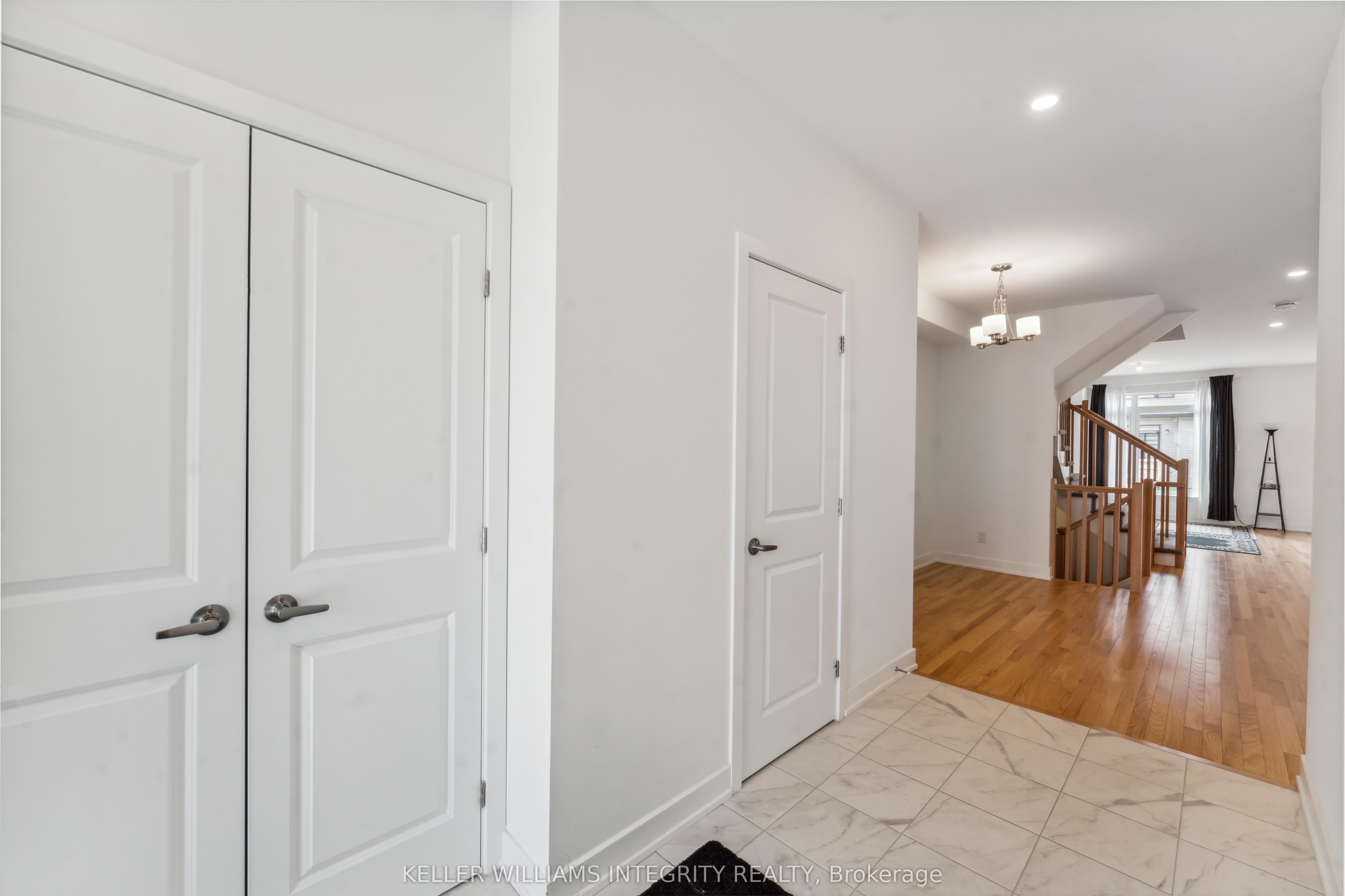 330 Makobe Lane, Blossom Park - Airport and Area, ON K4M 0M1 photo 2