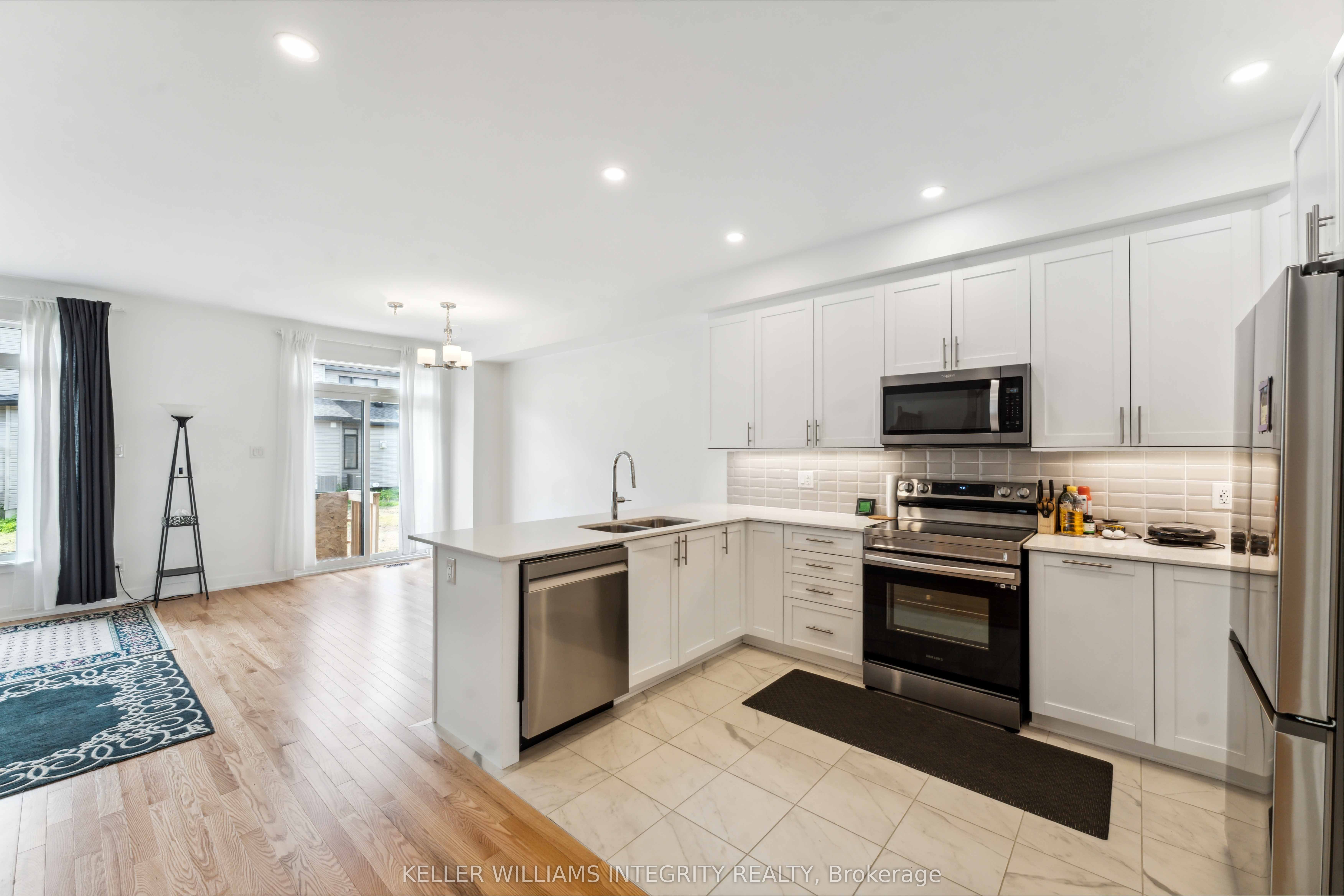 330 Makobe Lane, Blossom Park - Airport and Area, ON K4M 0M1 photo 5