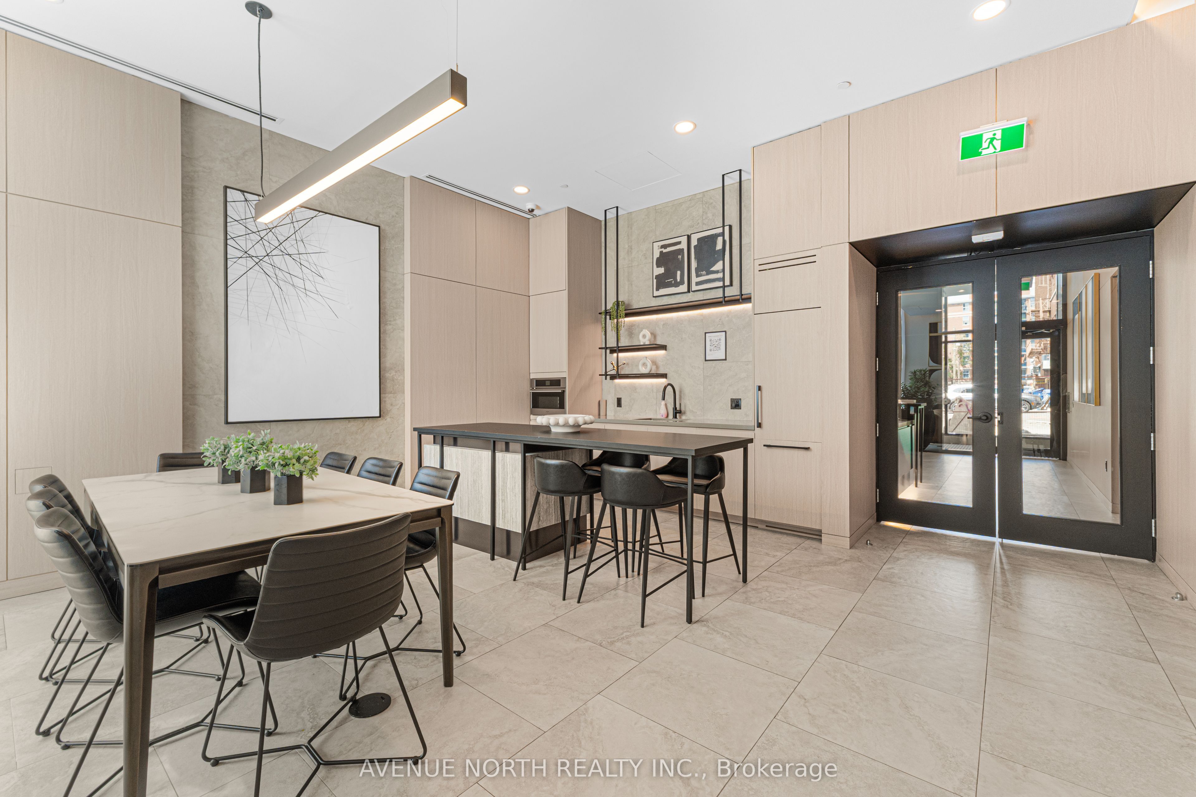 10 James Street 602, Ottawa Centre, ON K2P 1T2 photo 5