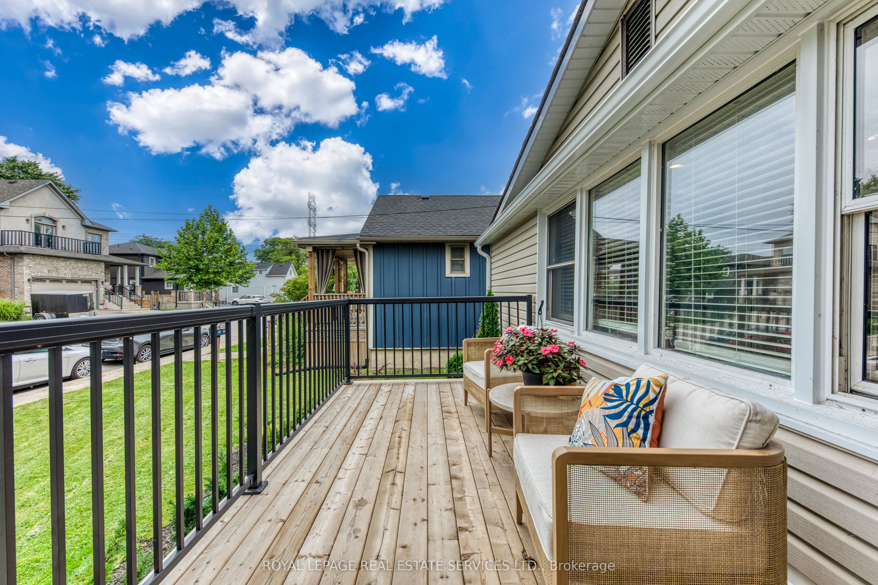 6 Rembe Avenue, Hamilton, ON L8H 7G6 photo 4