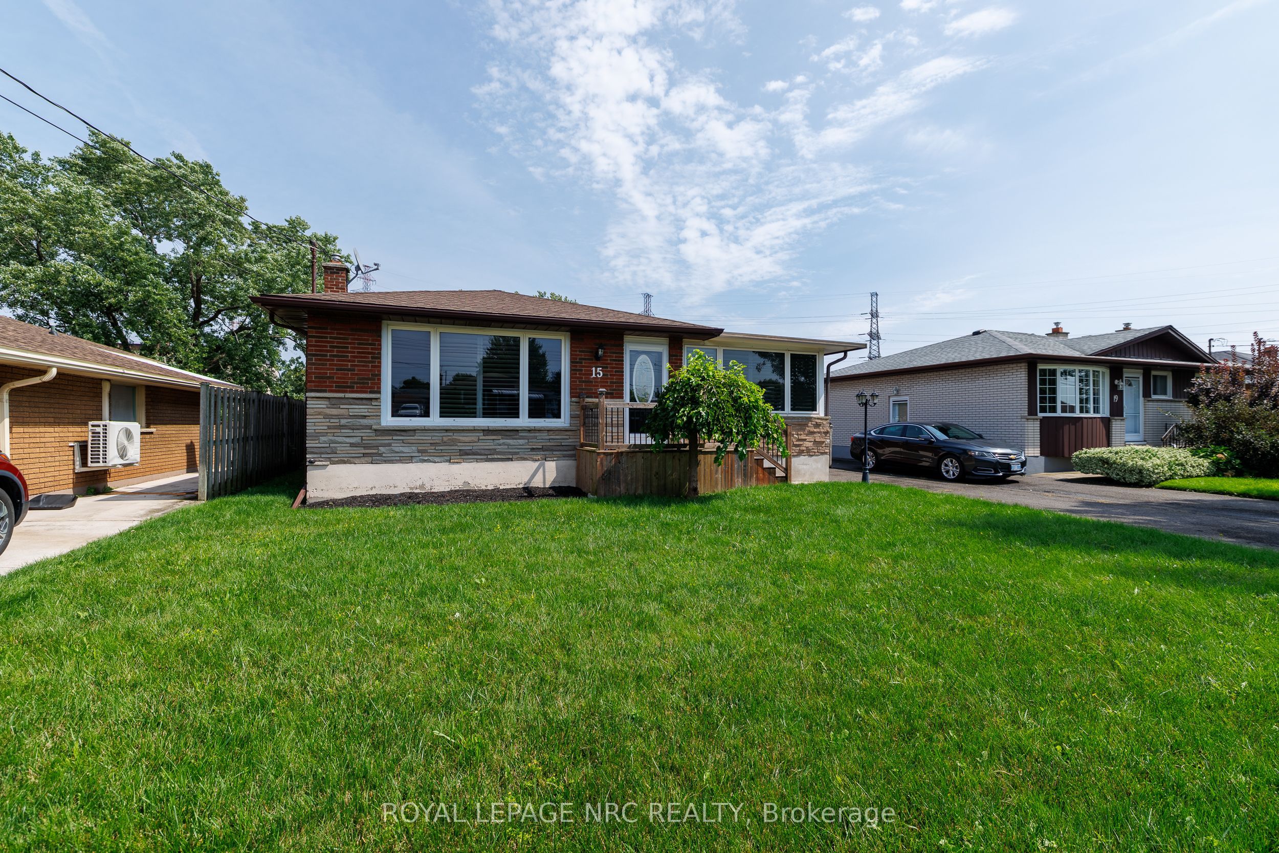 15 Memorial Park Drive, Welland, ON L3B 1A5 photo 5