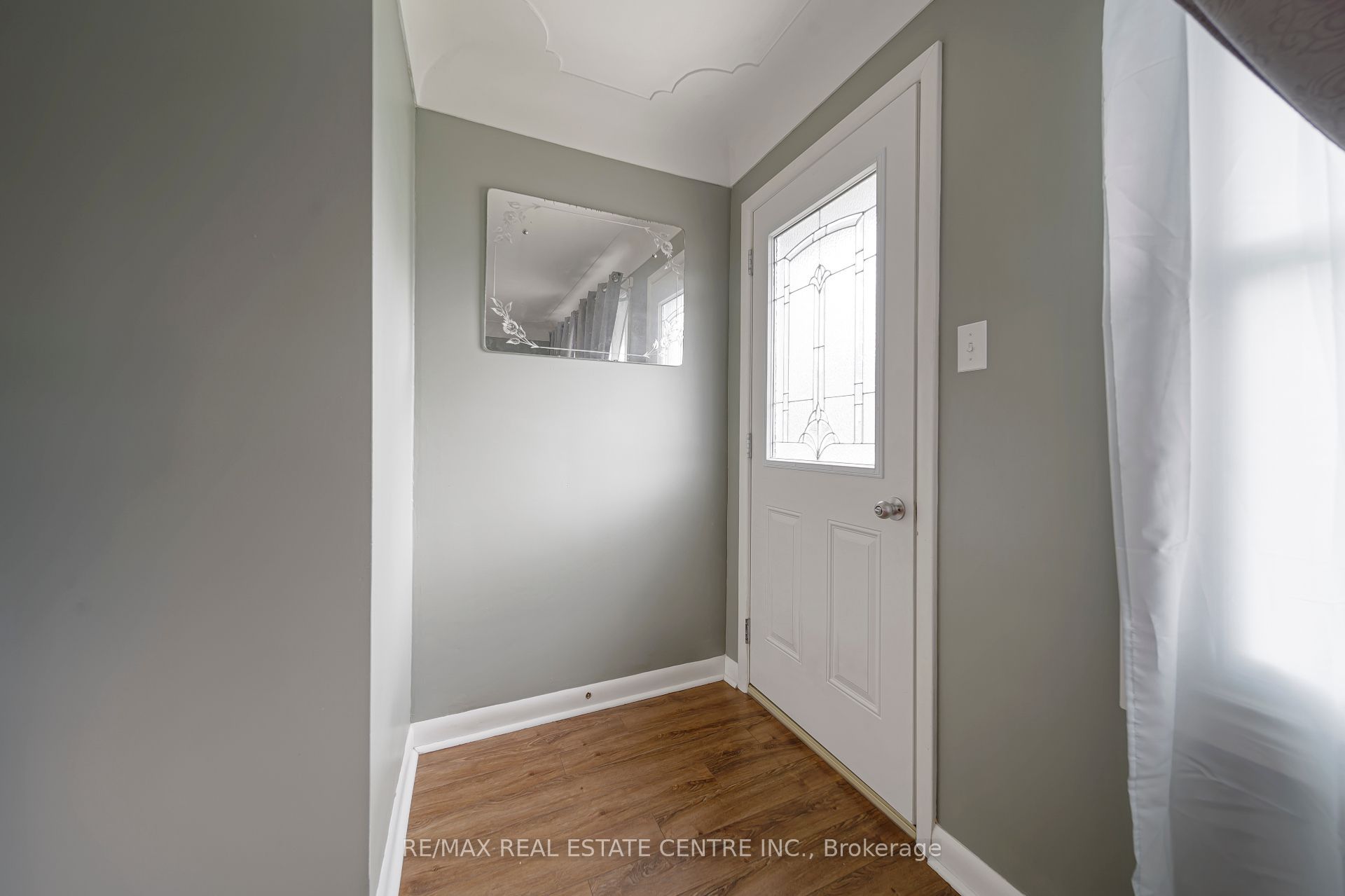 205 Crysler Street, Norfolk, ON N4B 1H9 photo 2