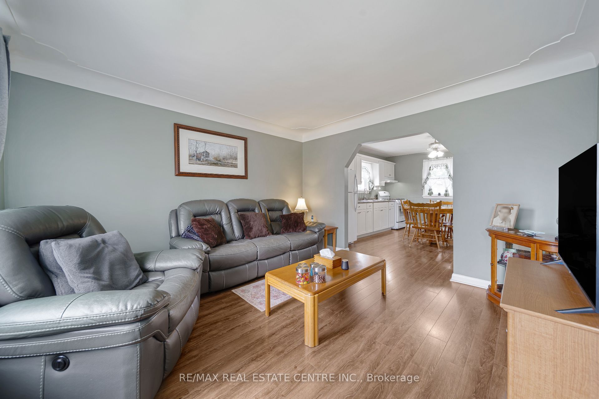 205 Crysler Street, Norfolk, ON N4B 1H9 photo 3