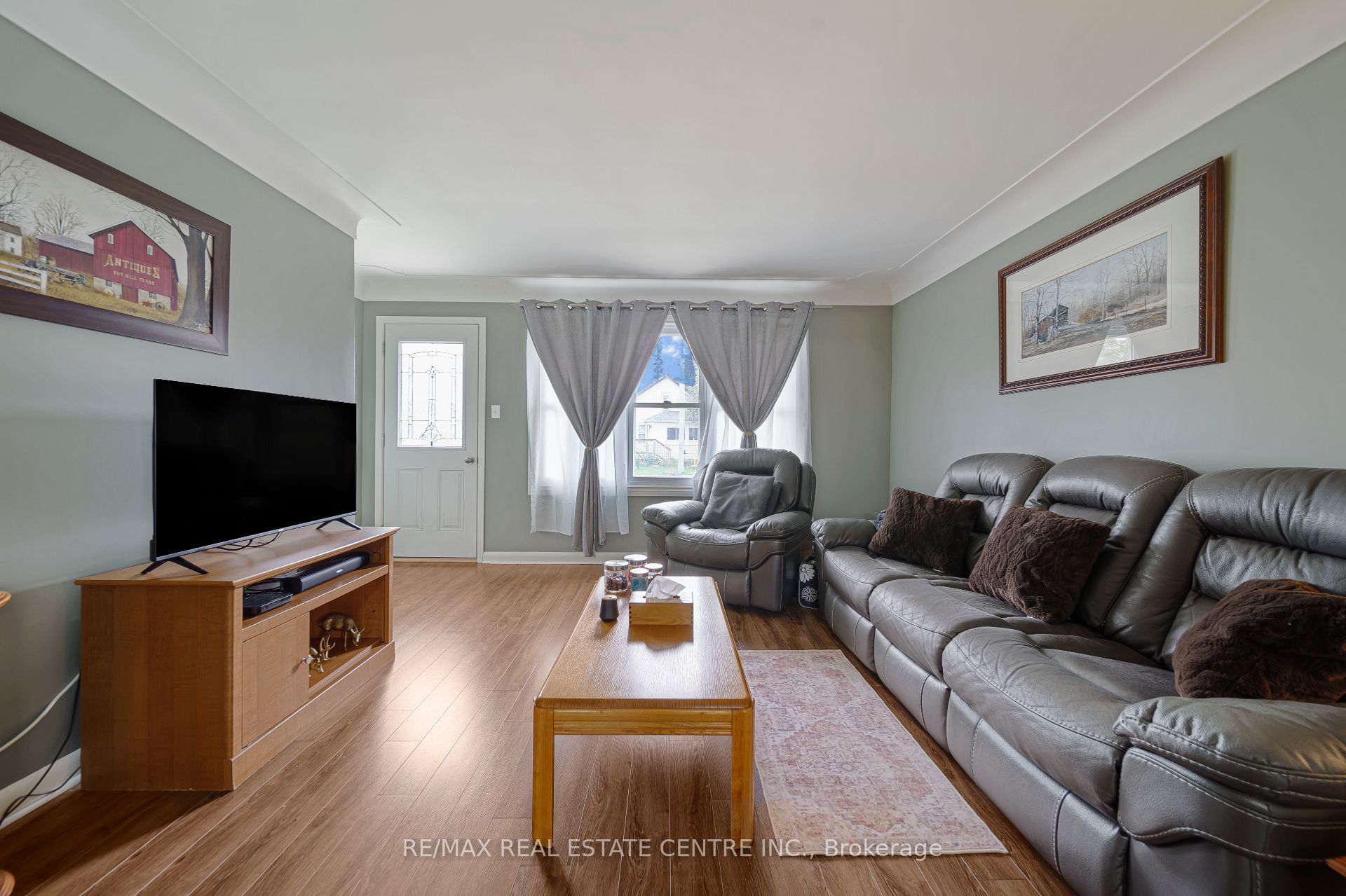 205 Crysler Street, Norfolk, ON N4B 1H9 photo 4