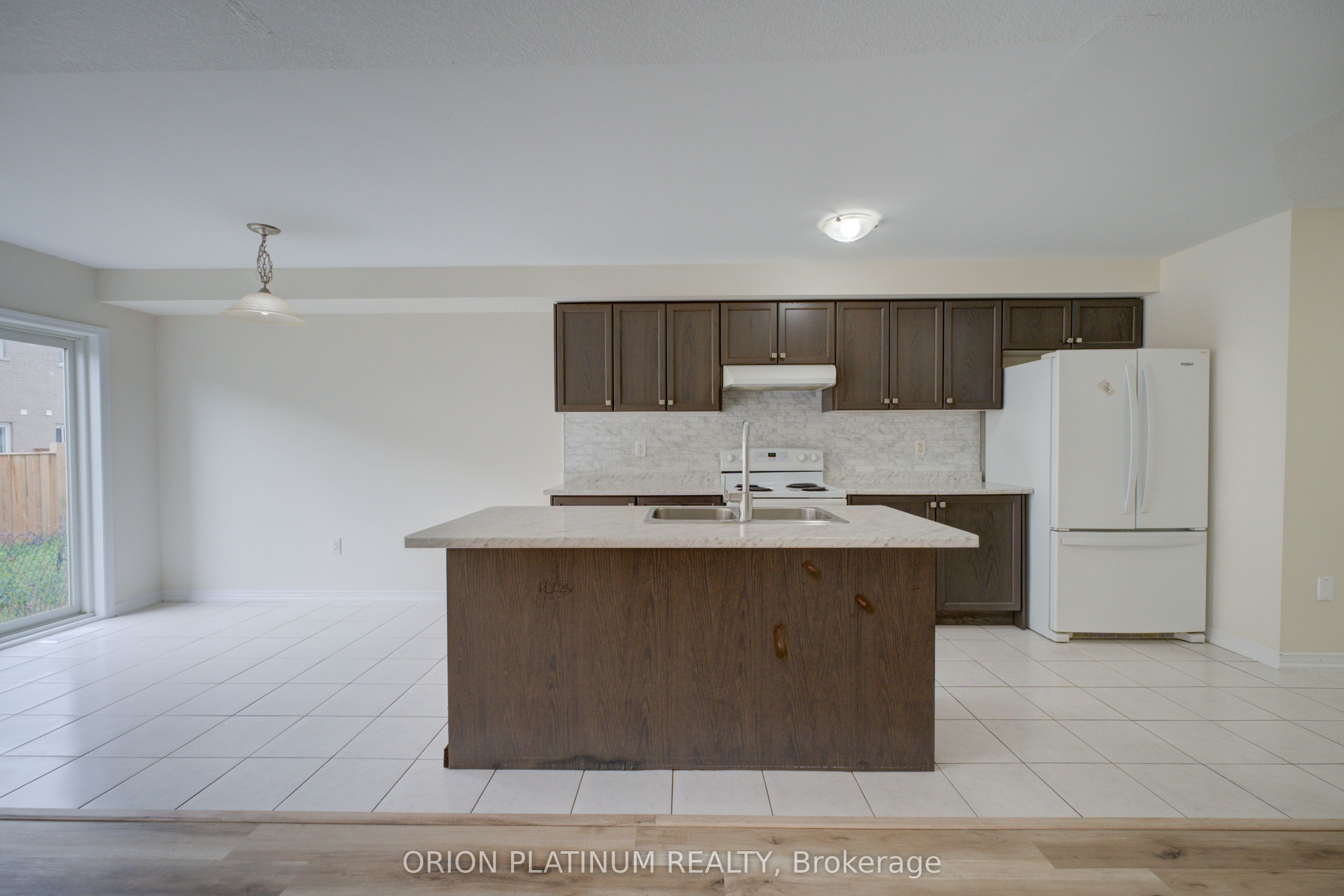 140 Munro Circle, Brantford, ON N3T 0R3 photo 4