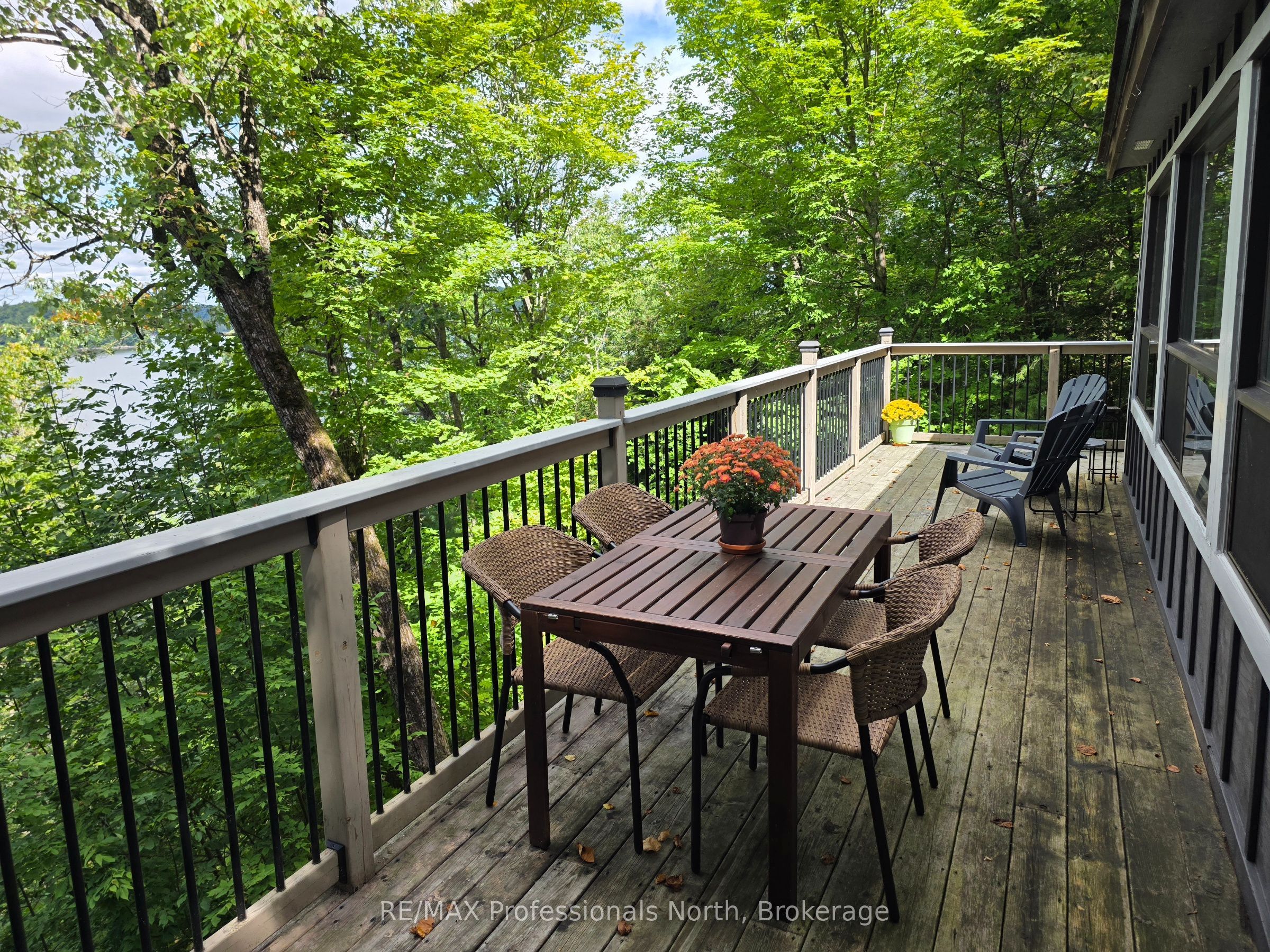1258-2 Windemere Road, Muskoka Lakes, ON P0B 1M0 photo 5