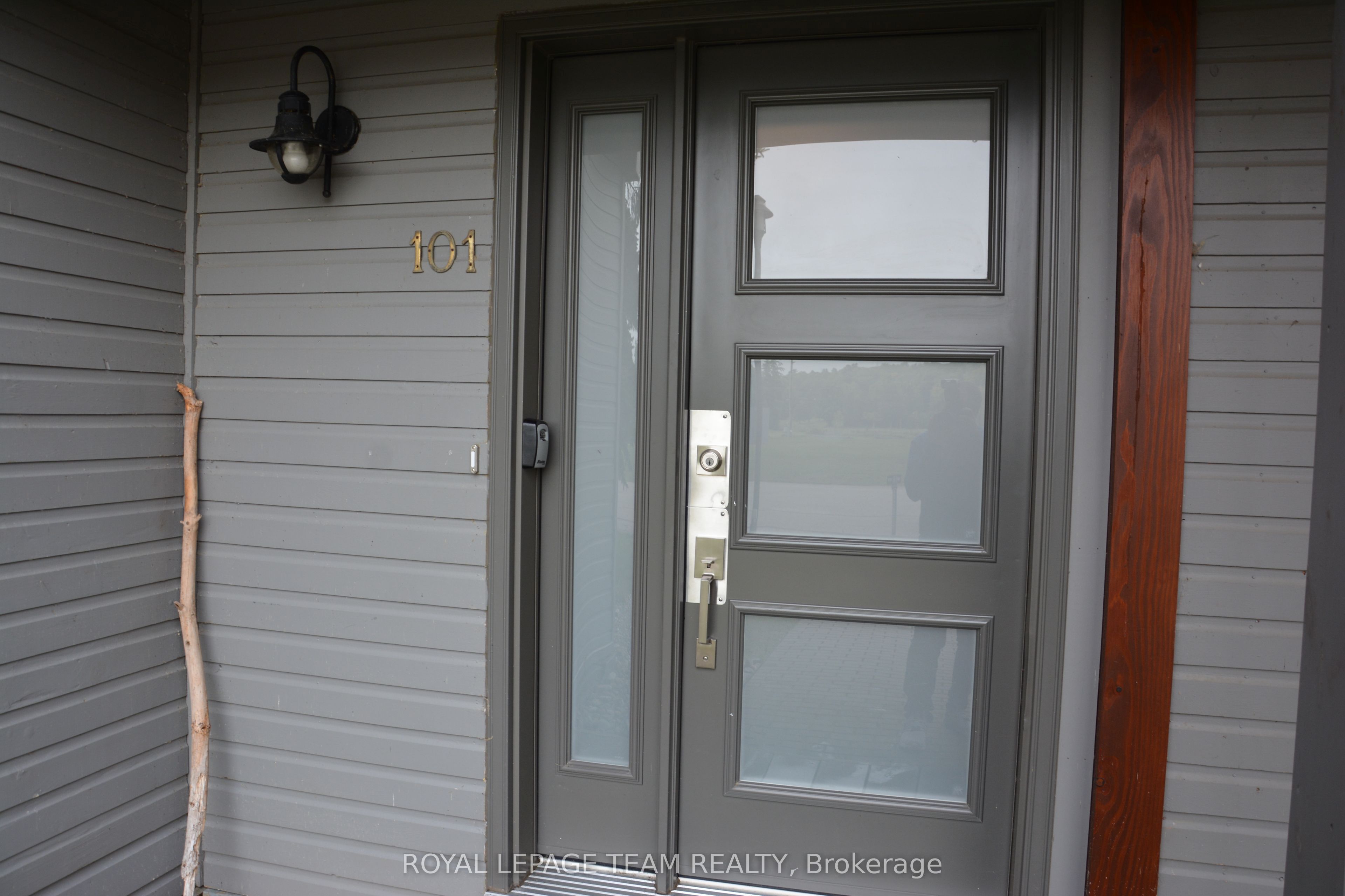 100 Alpine Lane 101, Greater Madawaska, ON K0J 1H0 photo 2
