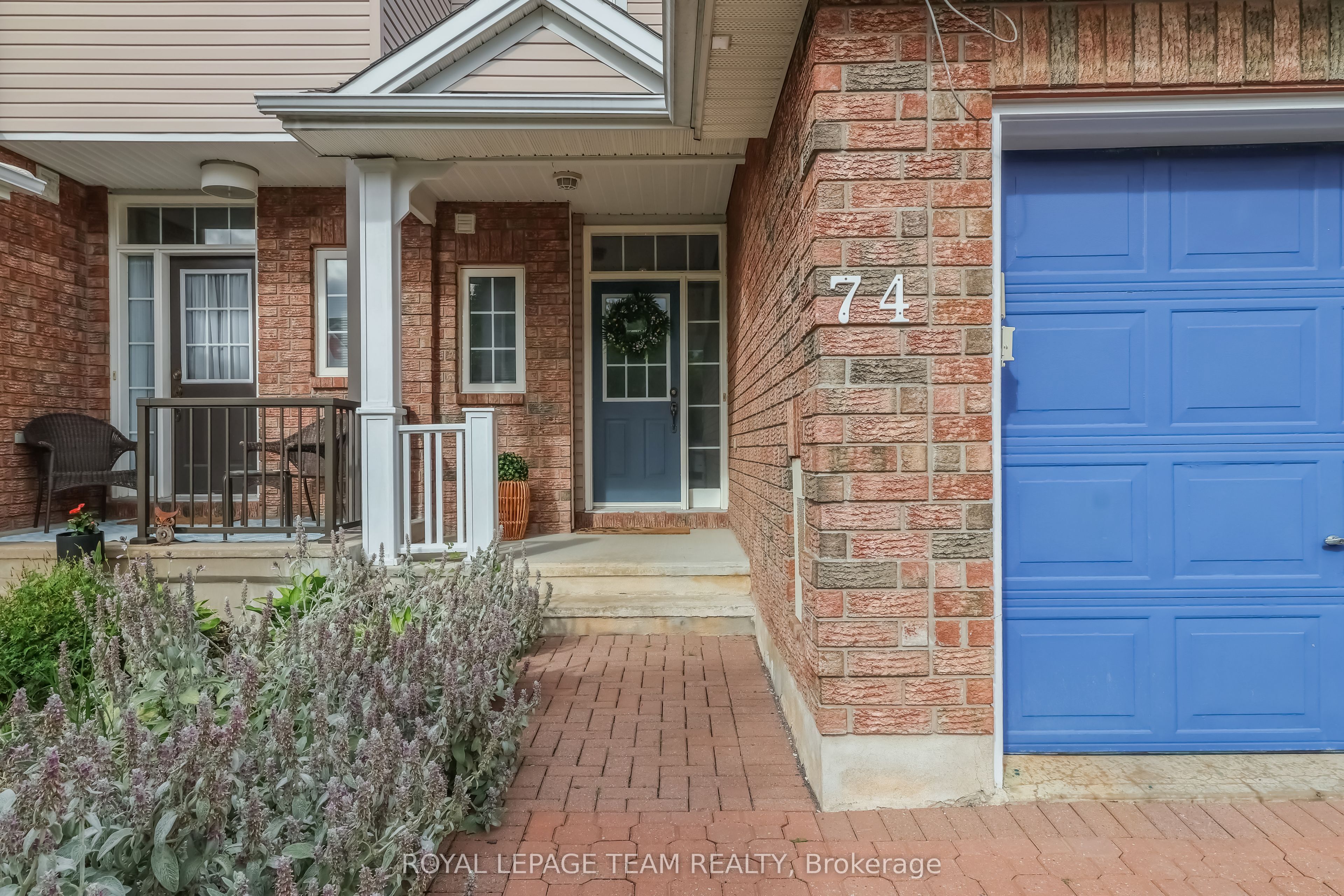 74 Milner Downs Crescent, Kanata, ON K2M 2S5 photo 2