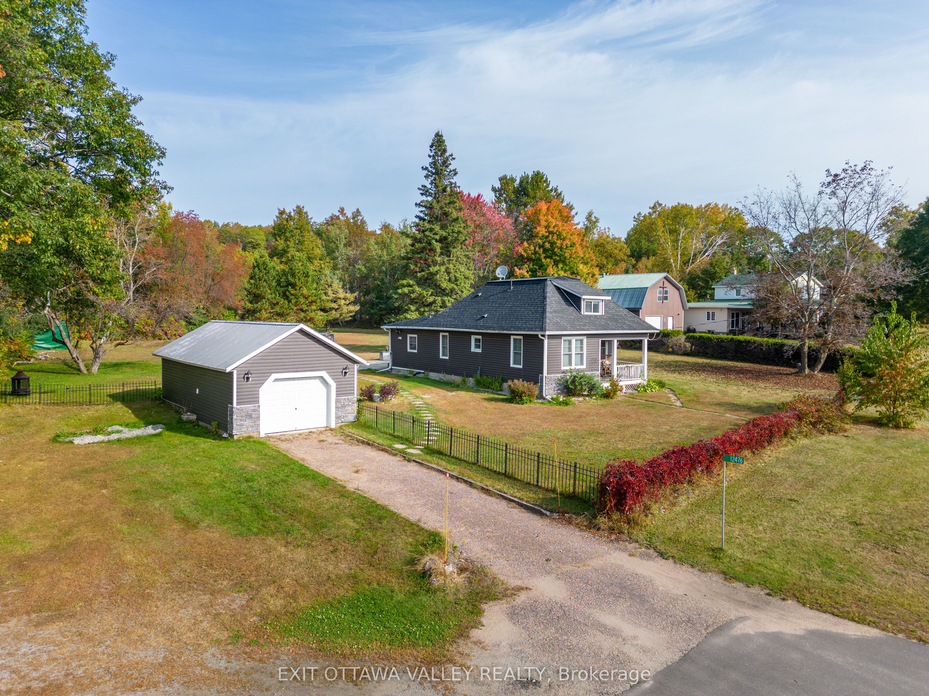 12476 60 Highway, North Algona Wilberforce, ON K0J 1X0