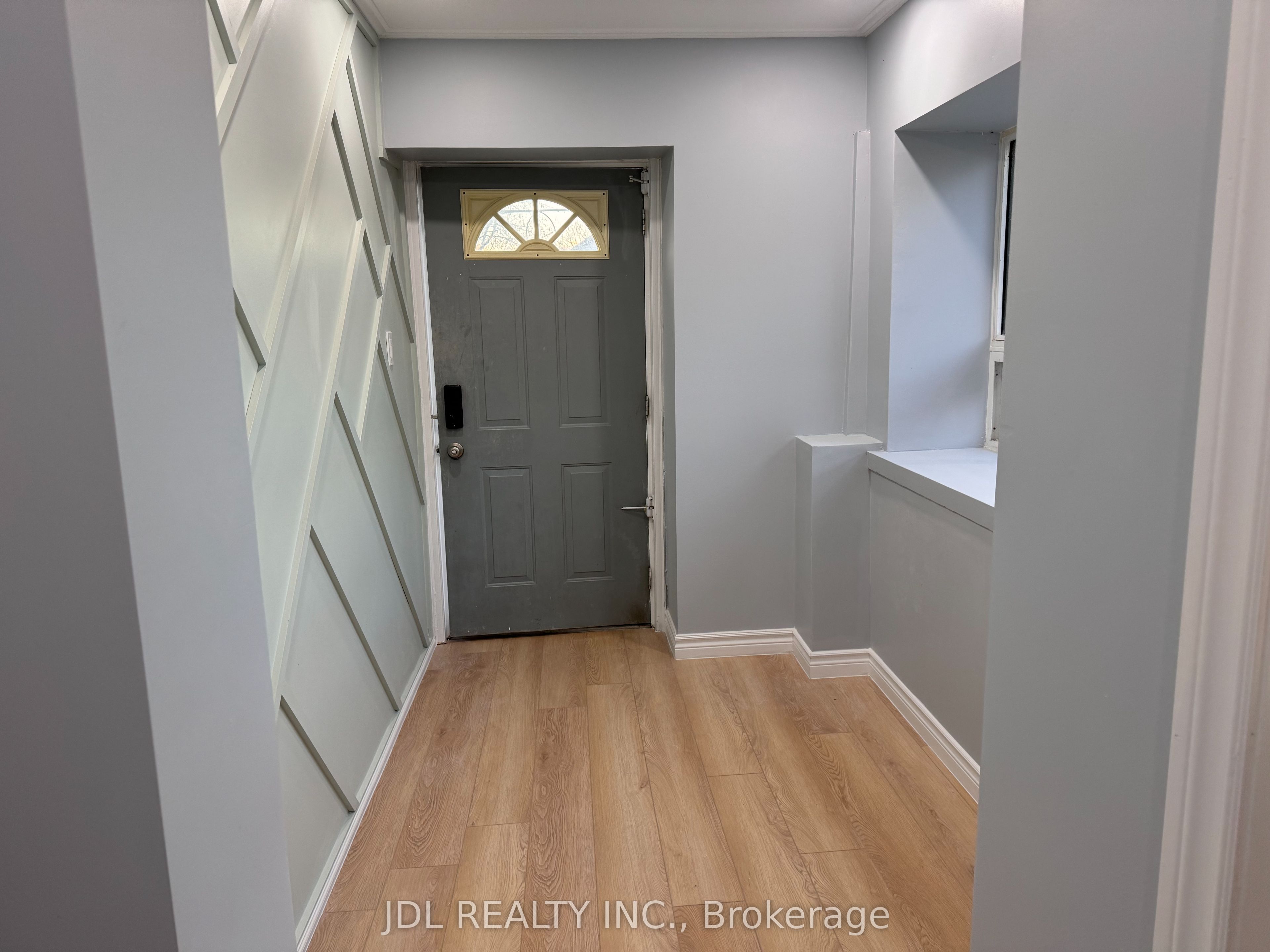 4750 Saint Lawrence Avenue Main, Niagara Falls, ON L2E 3X9 photo 3