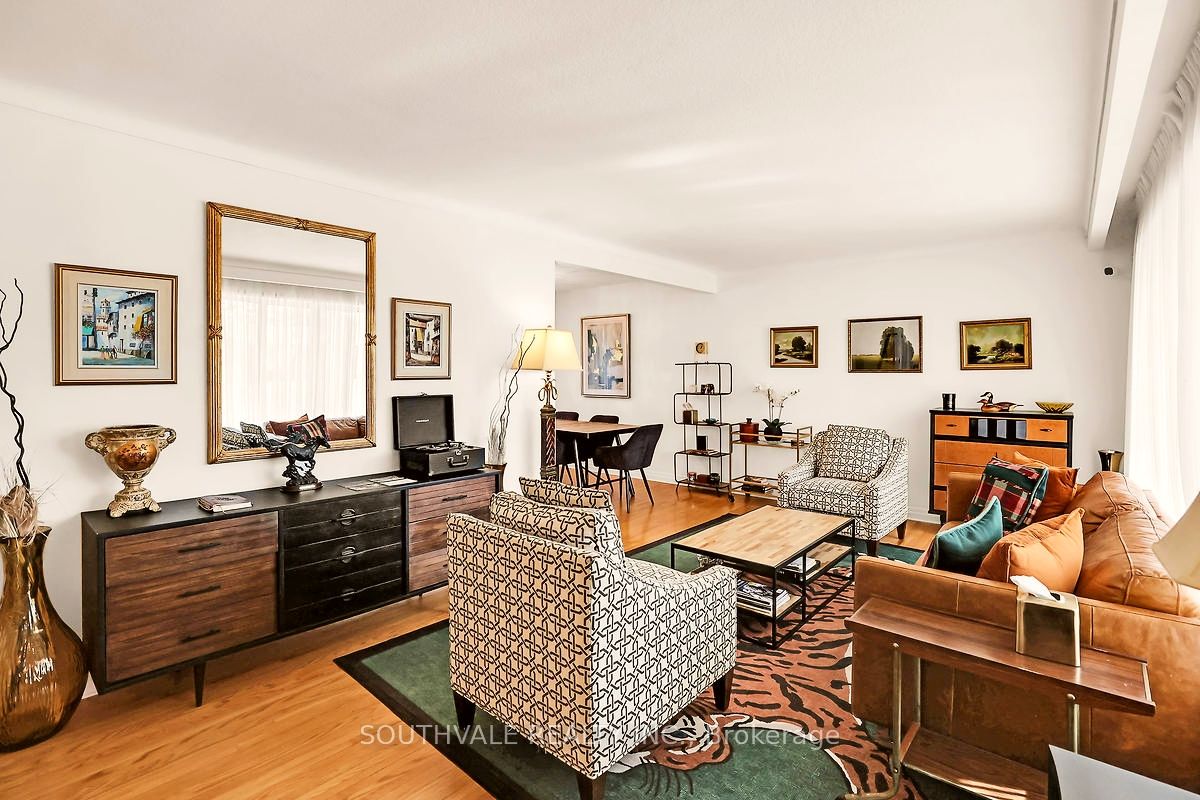 305 Centre Street, Niagara-on-the-Lake, ON L0S 1J0 photo 2