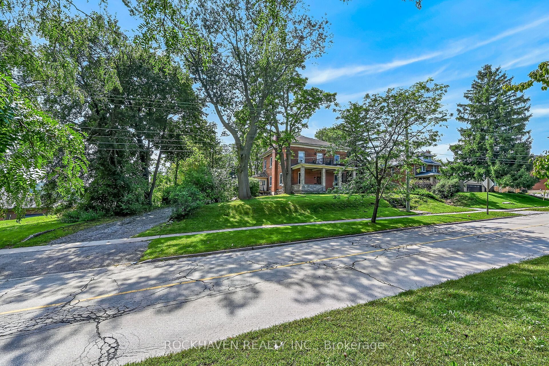 15 St David Street W, Thorold, ON L2V 2L1 photo 4