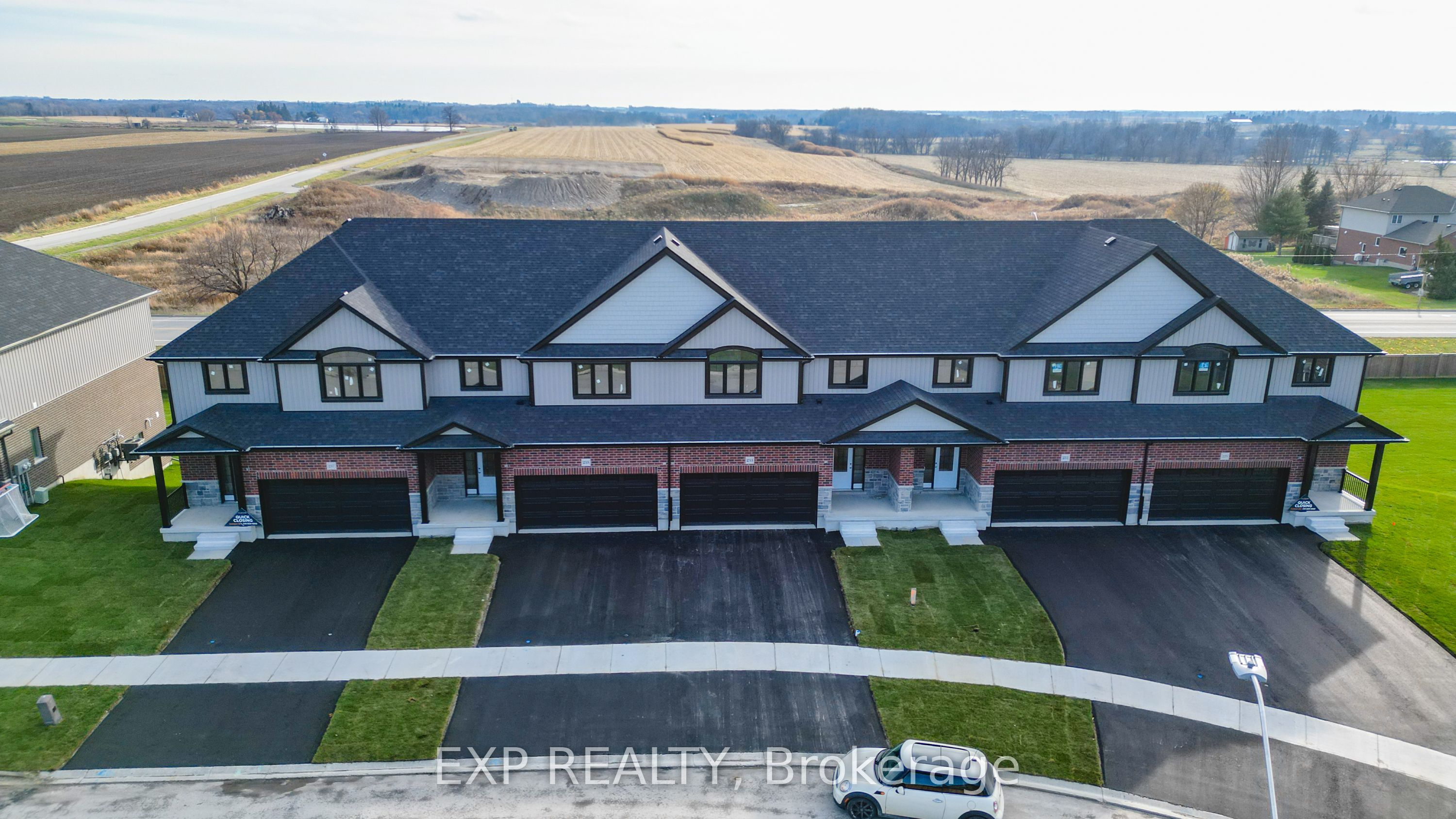 231 applewood Street, Blandford-Blenheim, ON N0J 1S0 photo 2