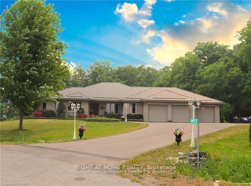 1453 MILLENIUM Court, Kingston, ON K7L 5H6 photo 5