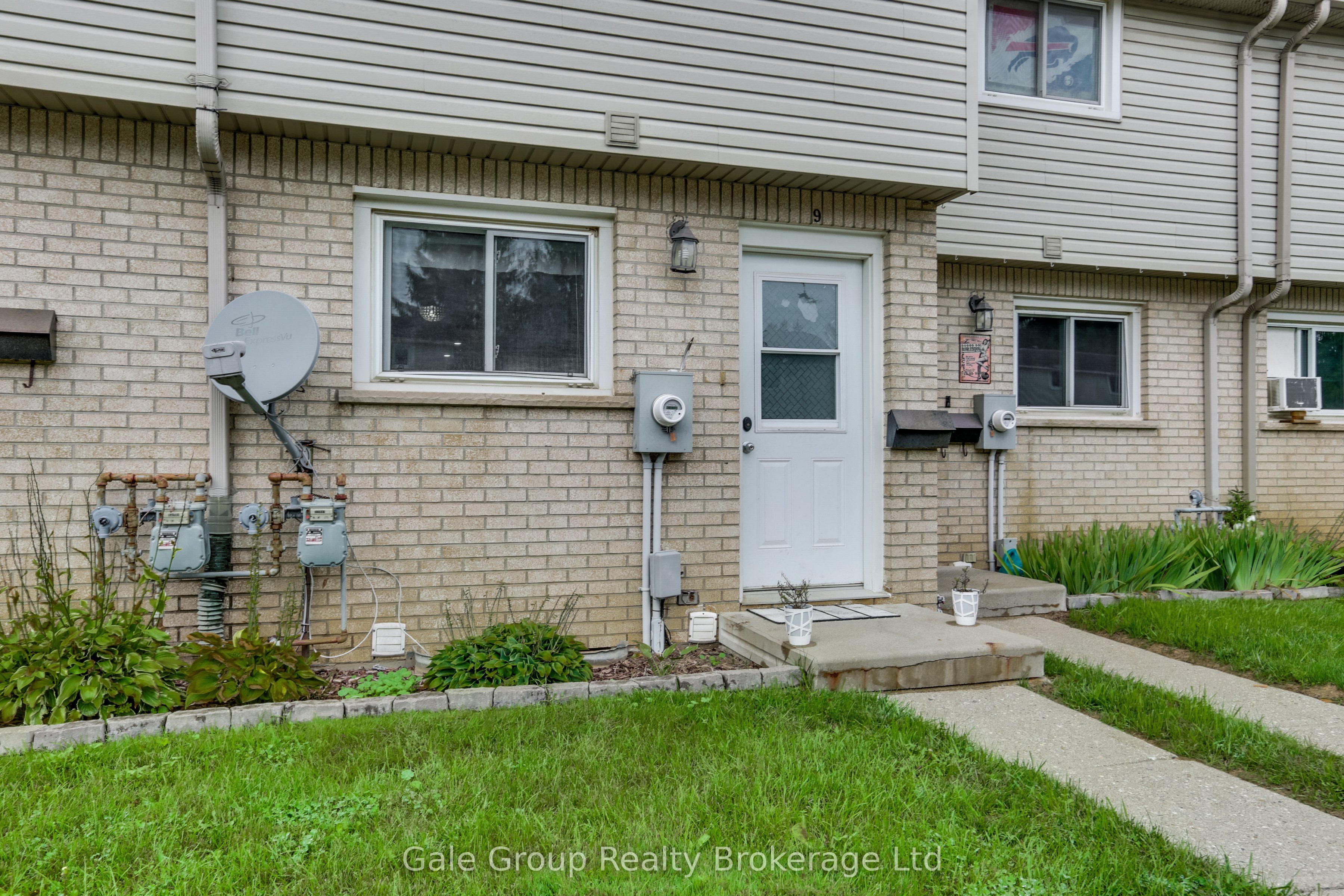 105 Springbank Avenue E 9, Woodstock, ON N4S 7P7 photo 3