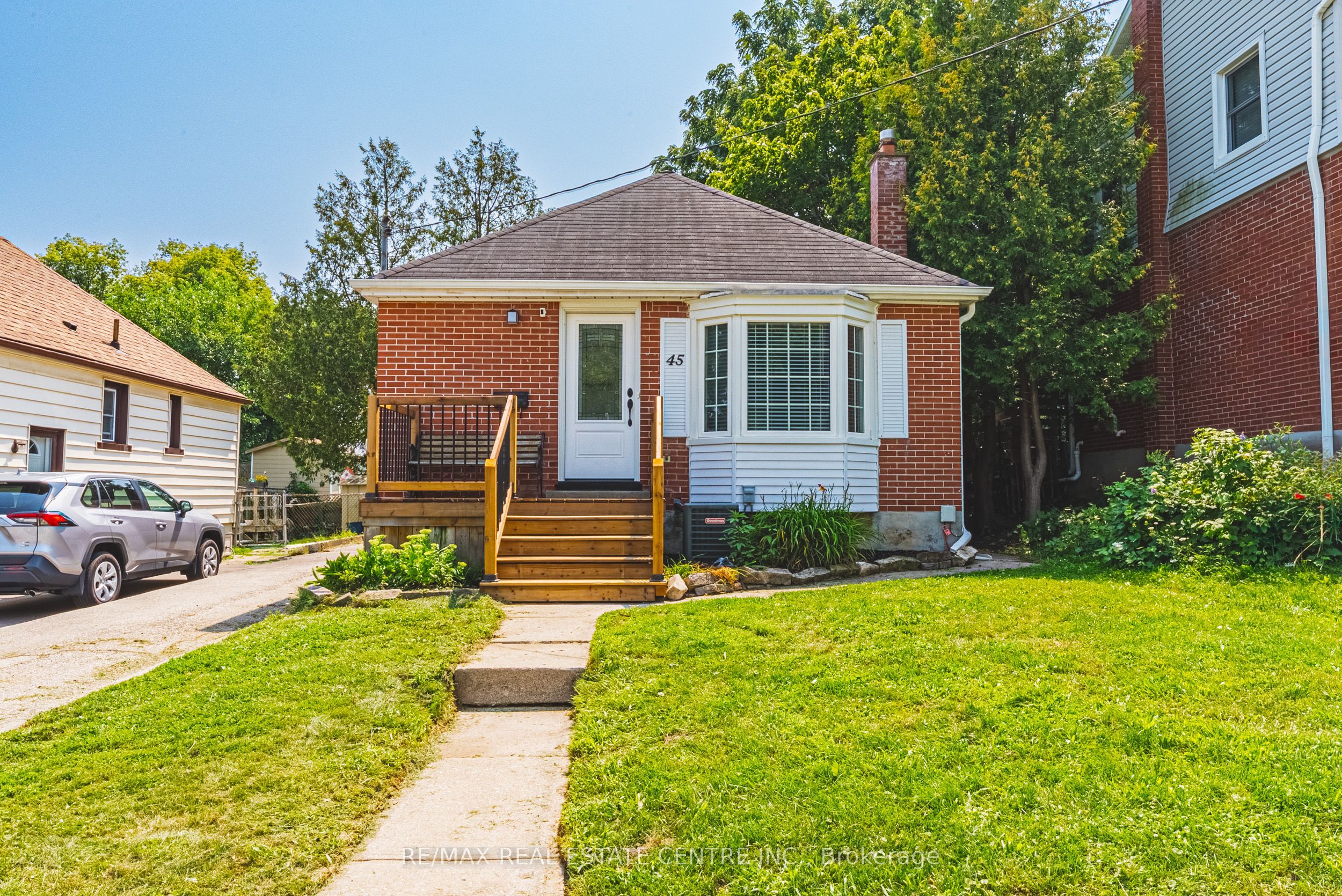 45 Second Avenue, Cambridge, ON N1S 2C2