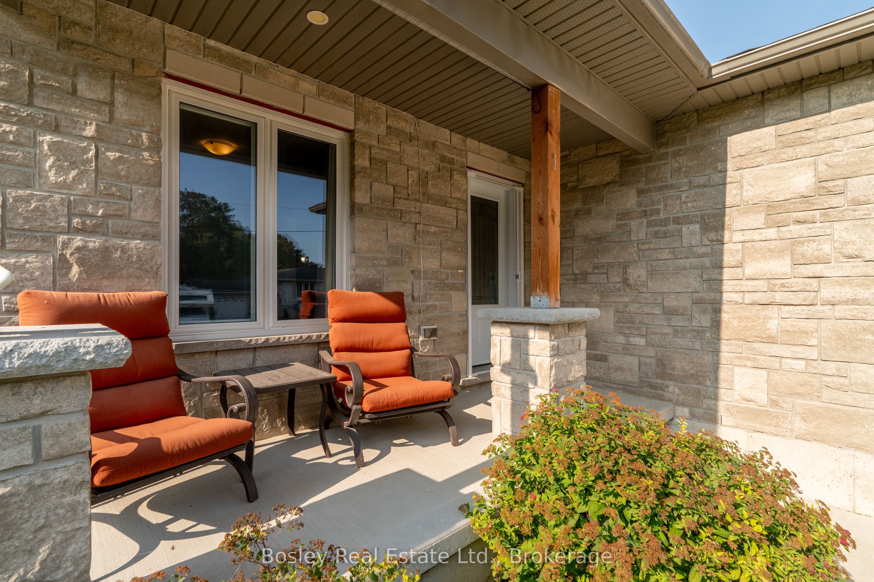 420 Victoria Street, Minto, ON N0G 2P0 photo 4