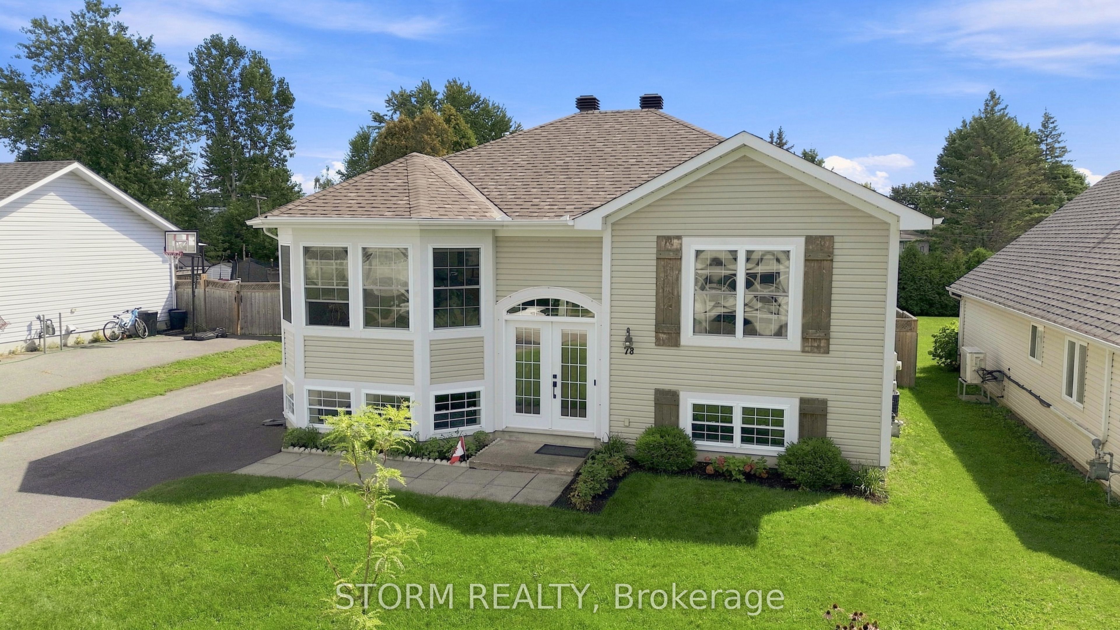 78 Hickory Street, South Stormont, ON K0C 1M0