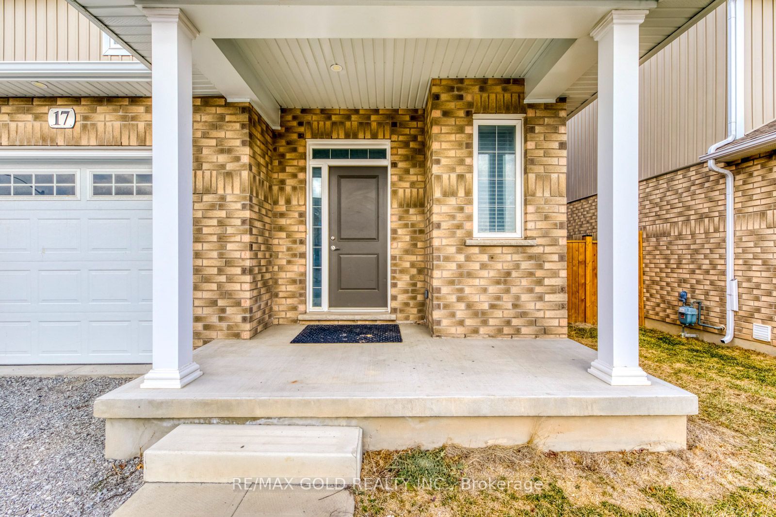 17 Marshall Lane, St. Catharines, ON L2P 0E8 photo 3