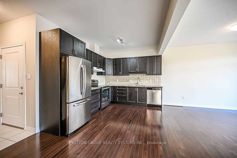 380 Lake Street 54, Grimsby, ON L3M 0E8 photo 3