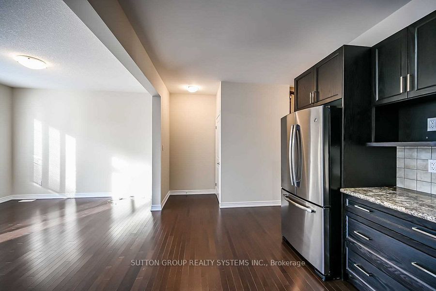 380 Lake Street 54, Grimsby, ON L3M 0E8 photo 4