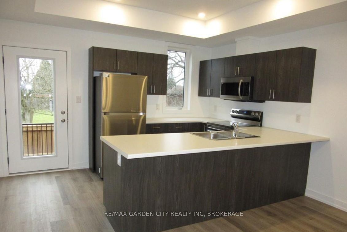 781 CLARE Avenue 322, Welland, ON L3C 0K1