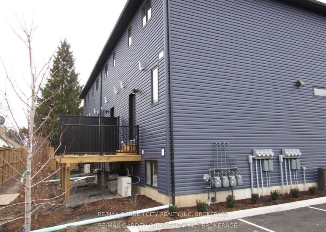 781 CLARE Avenue 322, Welland, ON L3C 0K1 photo 5