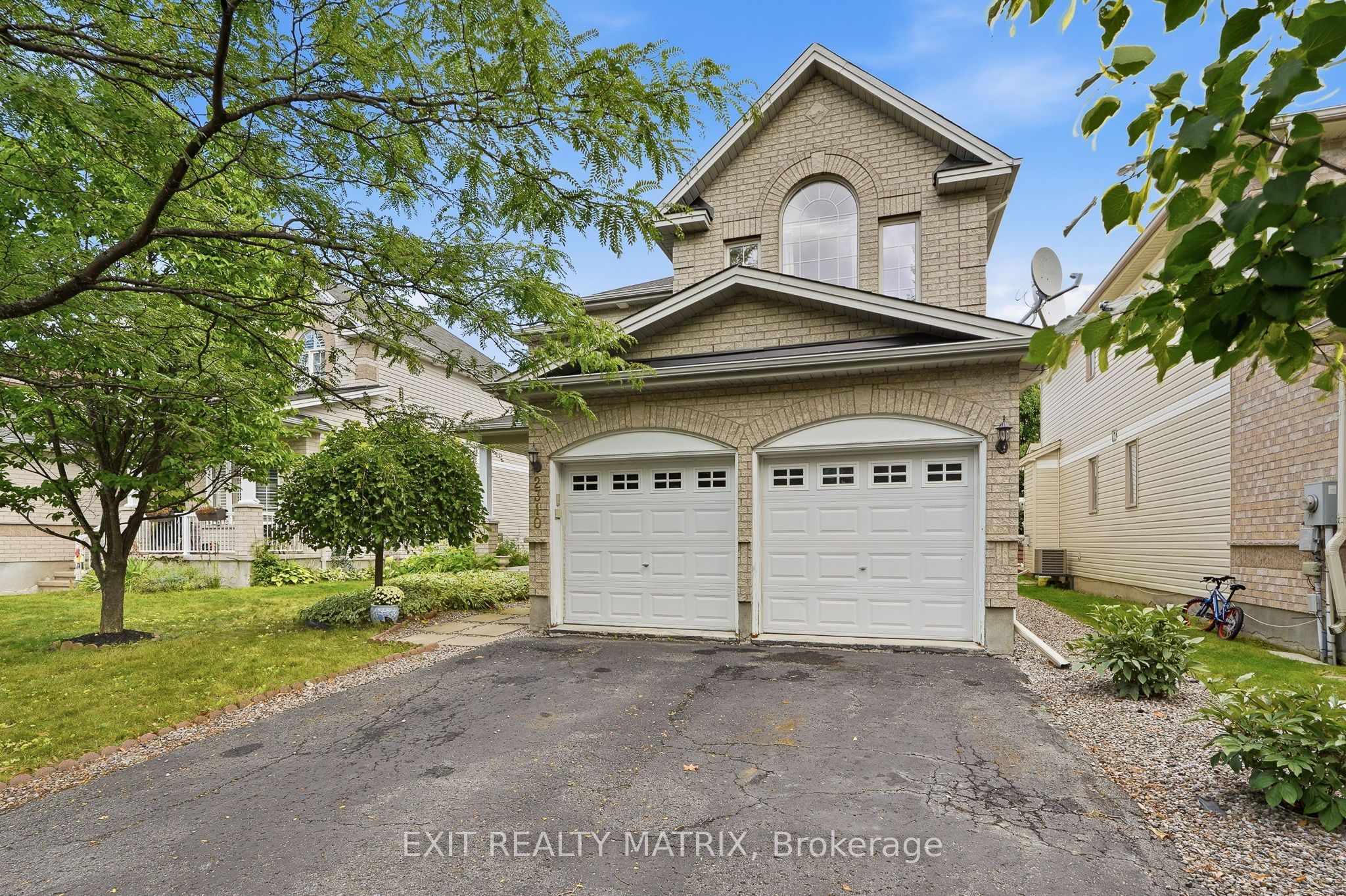 2310 Glandriel Crescent, Orleans - Cumberland and Area, ON K4A 4T3 photo 2