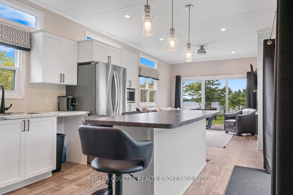 1366 Rosseau Lake Rd 2, Muskoka Lakes, ON P0B 1J0 photo 5