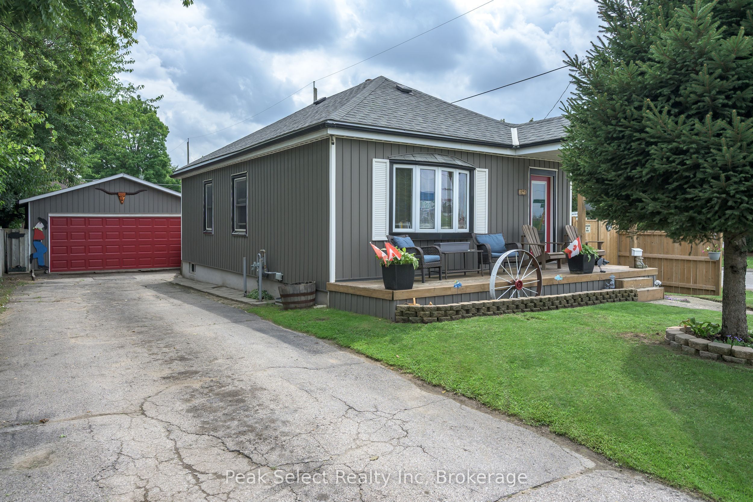 1345 Trafalgar Street, London East, ON N5W 1W5