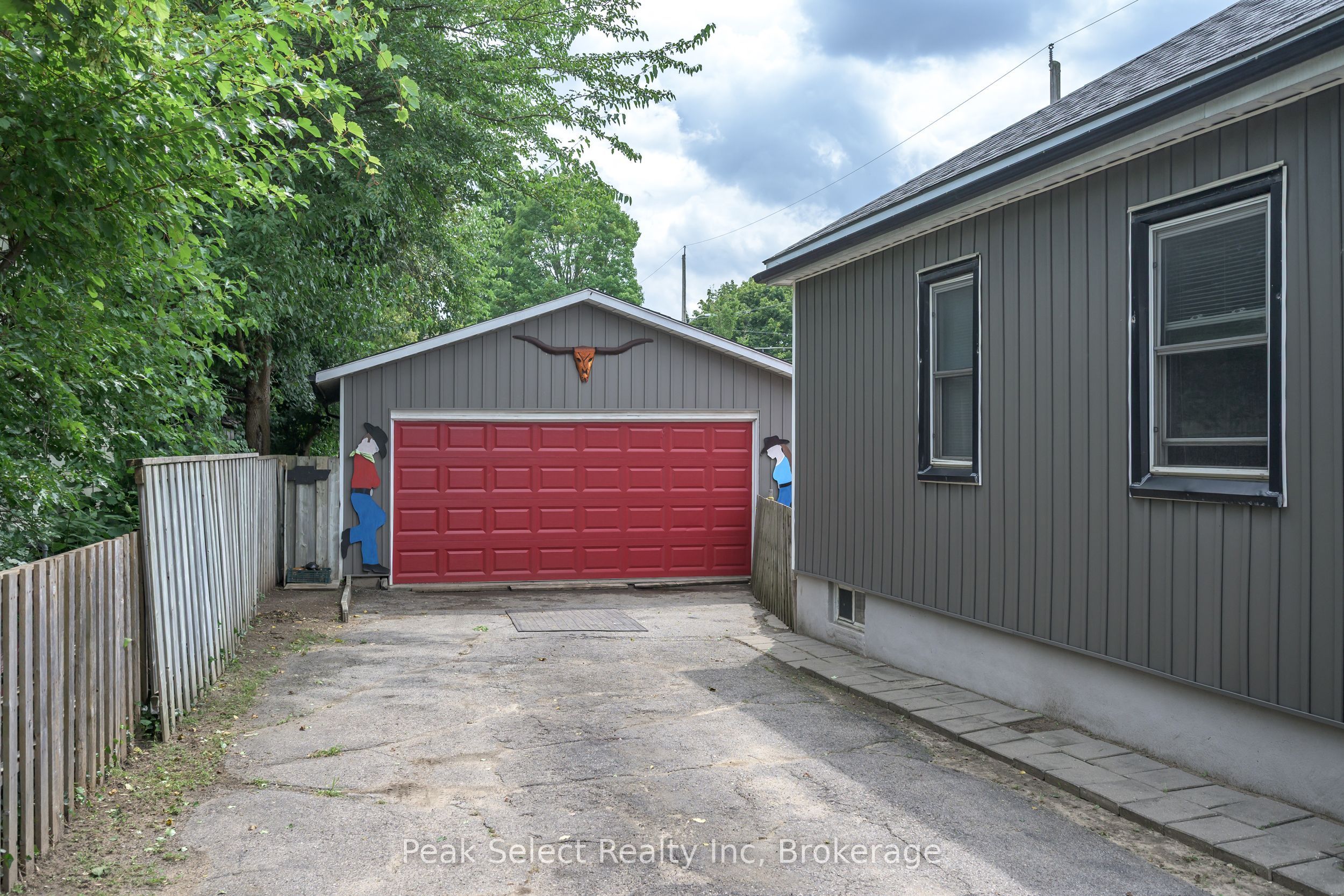 1345 Trafalgar Street, London East, ON N5W 1W5 photo 4