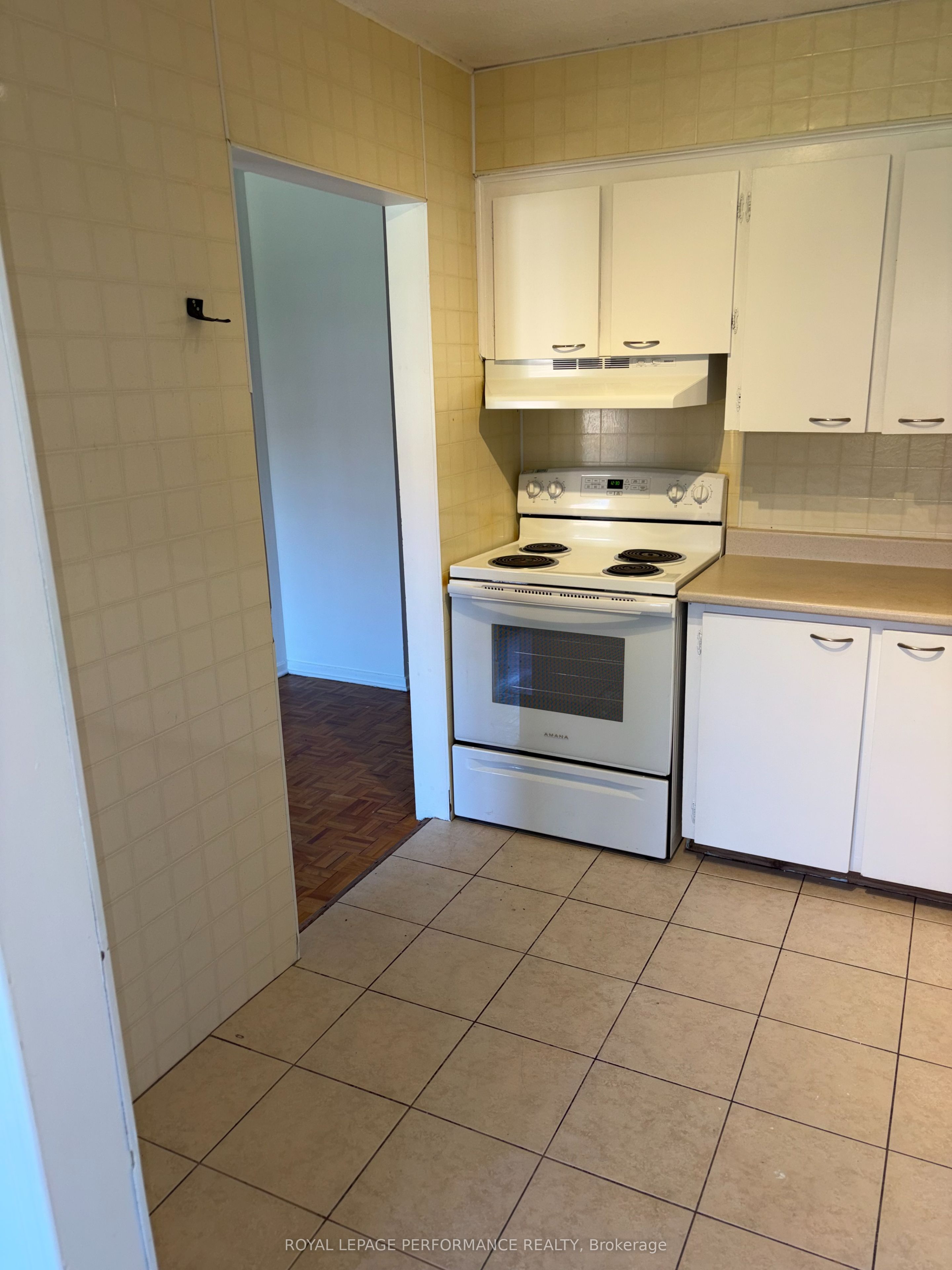 2044 Arrowsmith Drive 208C, Beacon Hill North - South and Area, ON K1J 7V8 photo 4
