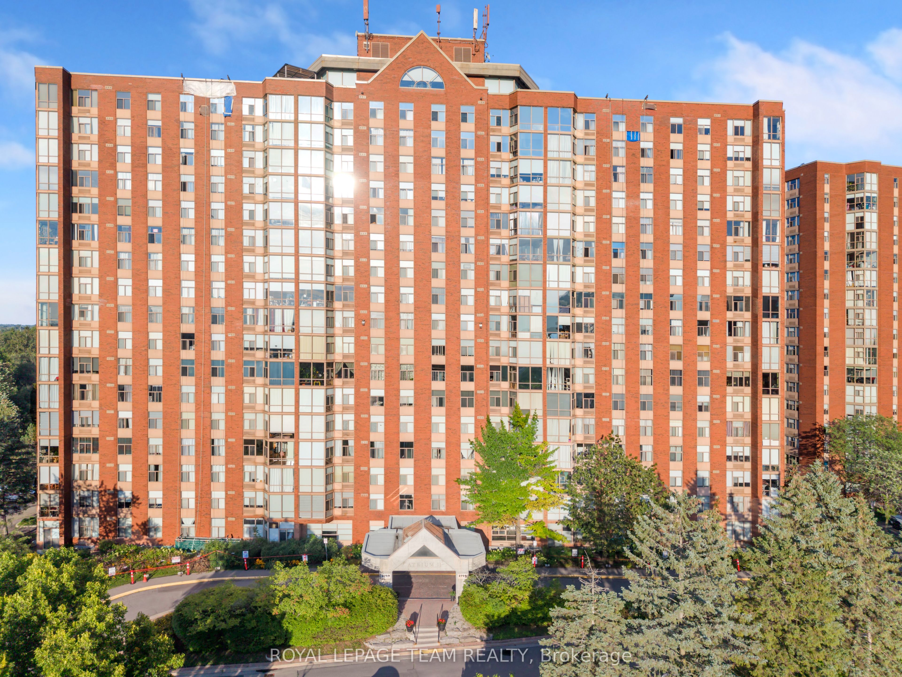2759 Carousel Crescent 501, Blossom Park - Airport and Area, ON K1T 2N5