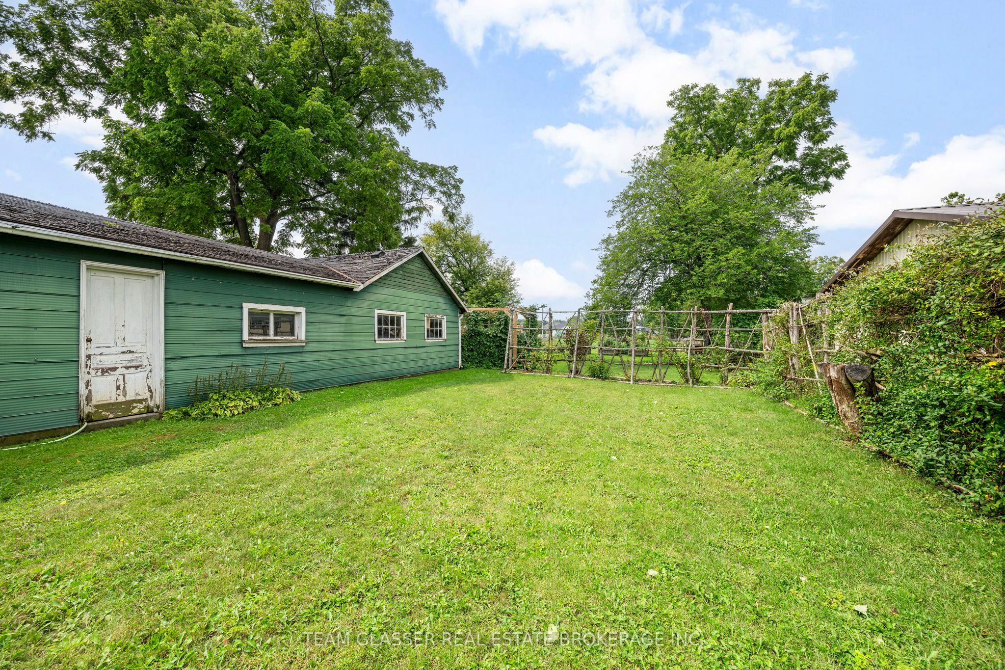 151 MAIN Street, North Middlesex, ON N0M 2K0 photo 2