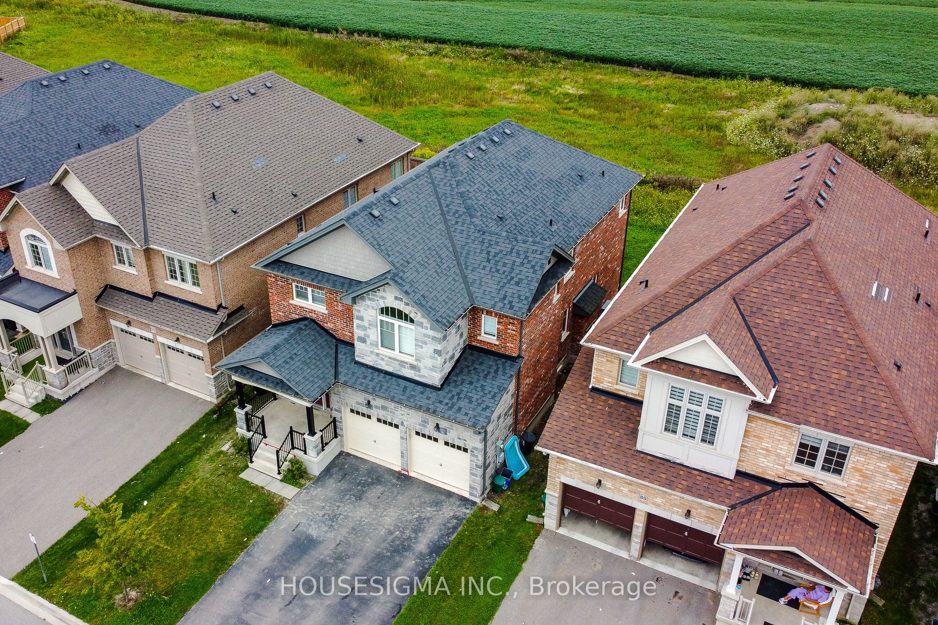 91 Homestead Way, Thorold, ON L2V 0B7 photo 2