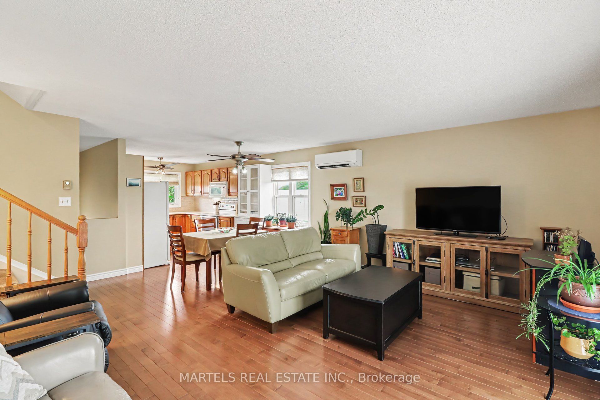 879 Lawrence Street, Clarence-Rockland, ON K4K 1M8 photo 5