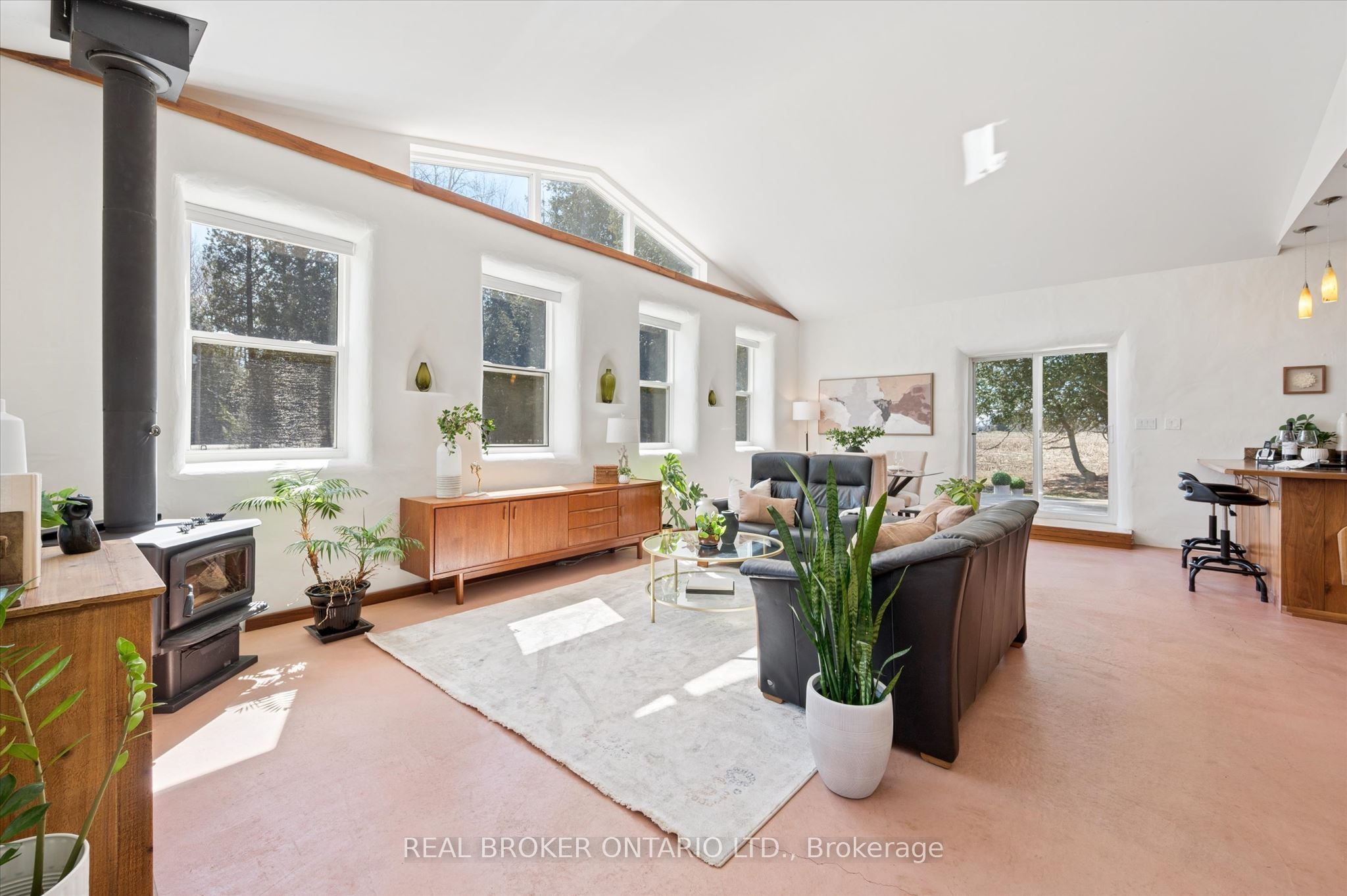 5578 11th Line, Minto, ON N0G 1Z0 photo 2