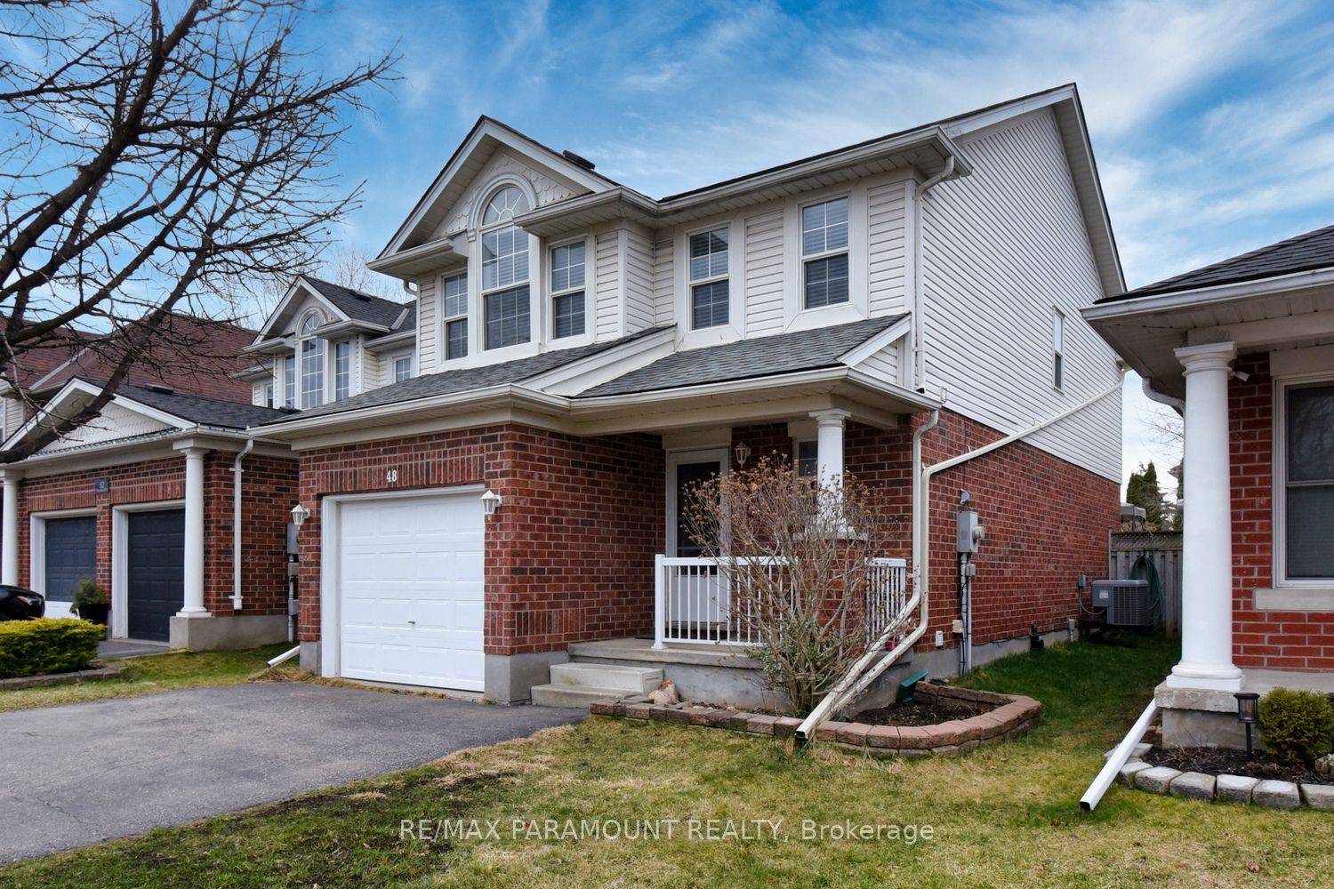 48 Newport Drive, Cambridge, ON N3H 5P7 photo 2