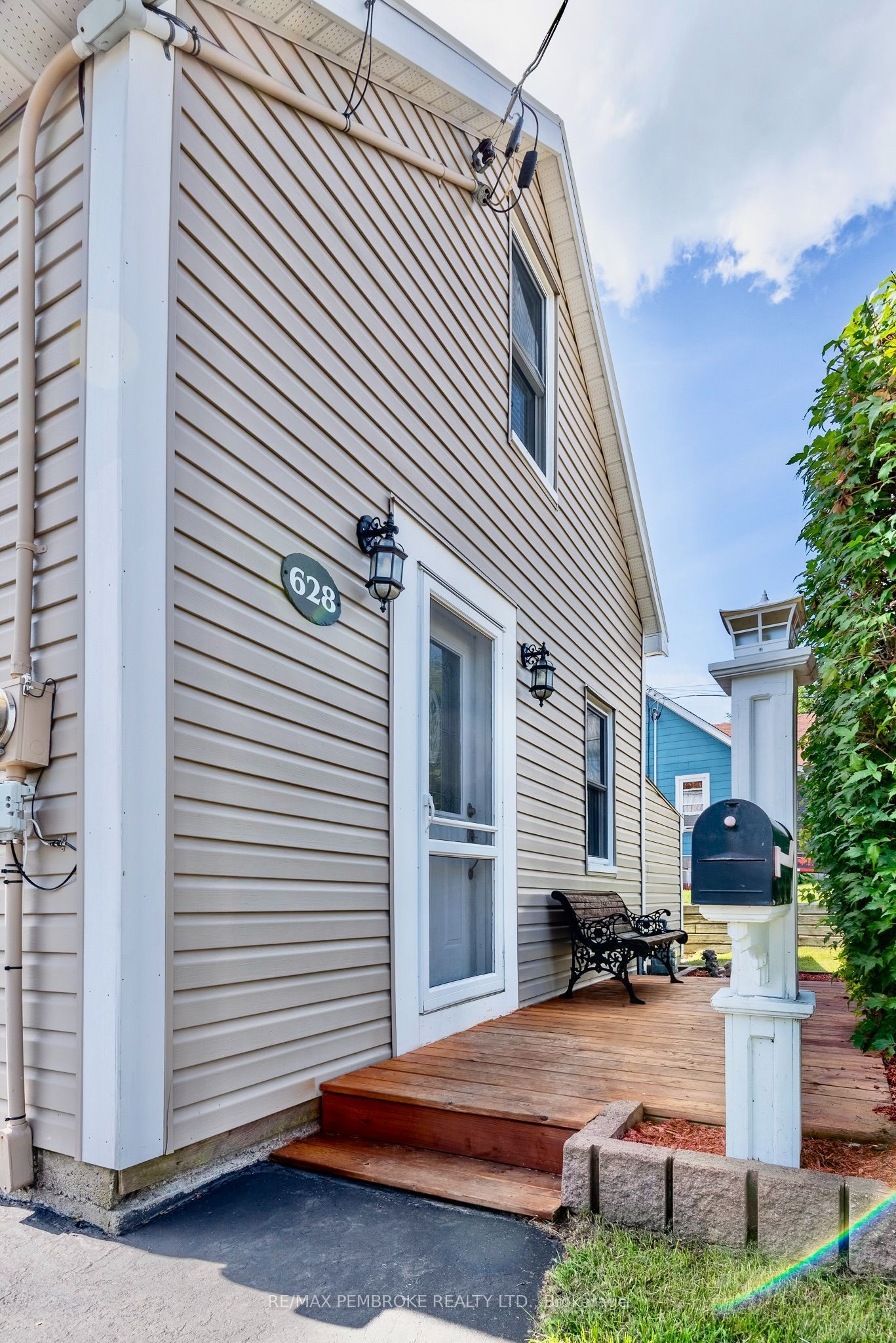 628 Perth Street, Pembroke, ON K8A 6C1 photo 4